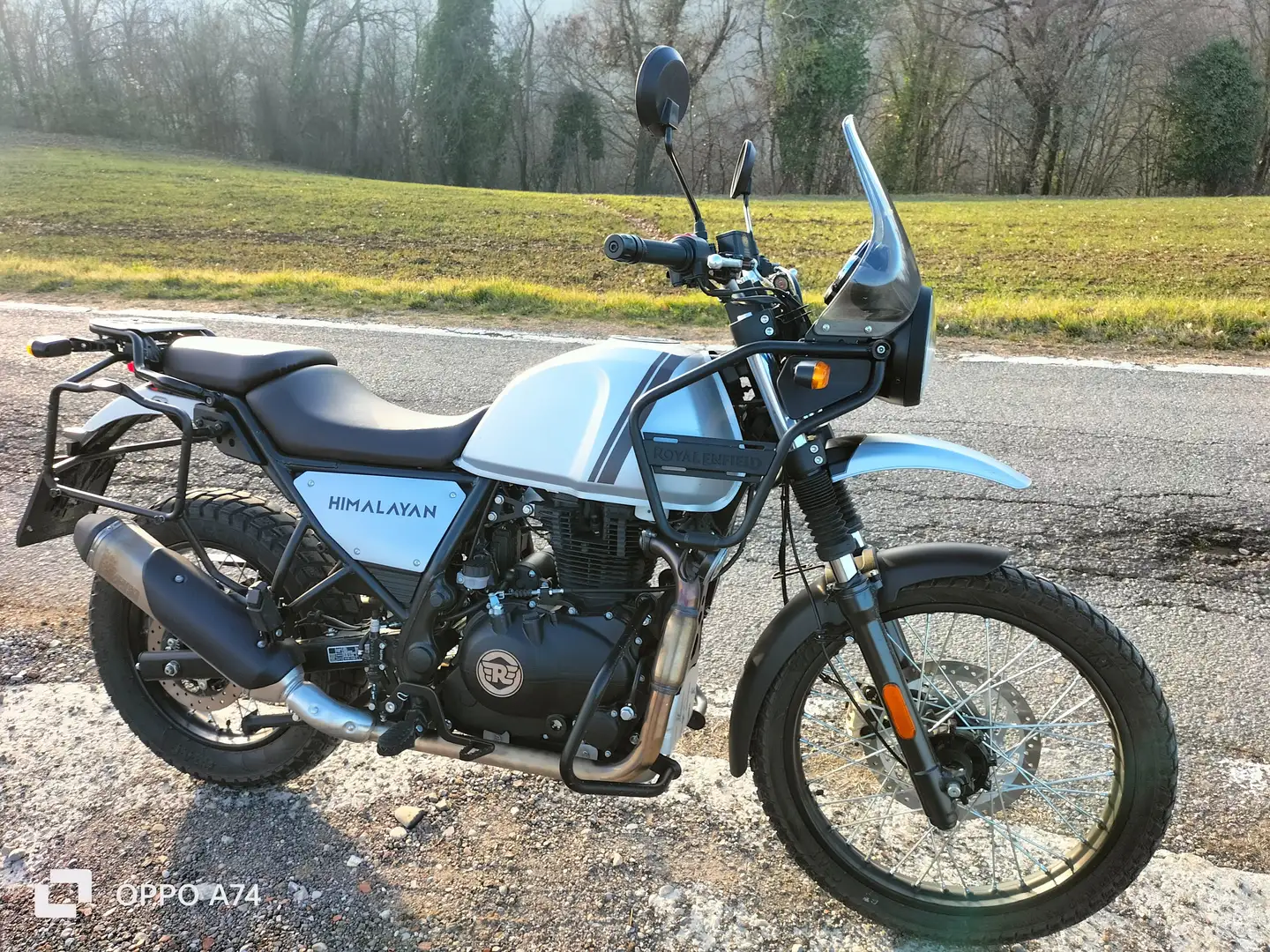 Royal Enfield Himalayan Gris - 1