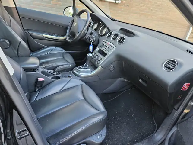 Peugeot 308 view 24