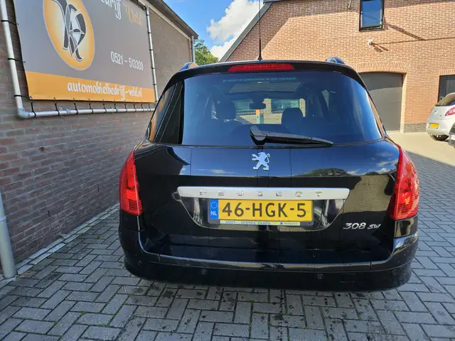 Peugeot 308 view 16