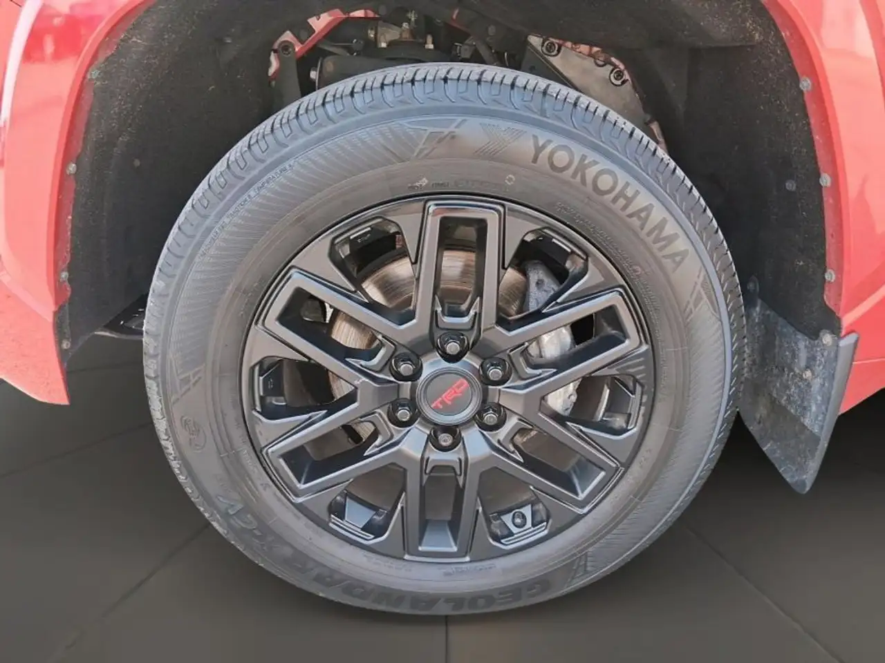Toyota Tundra снимка Toyota Tundra
