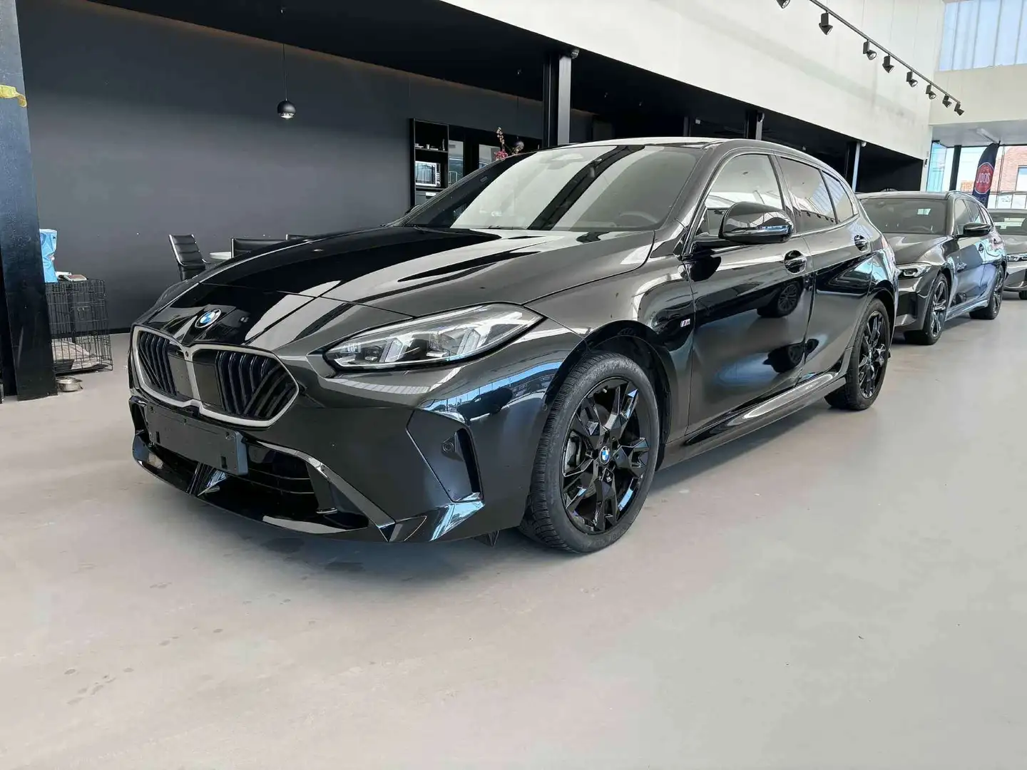 BMW 120 120iA M Pakket Pro Head up/360/Stop\u0026Go/Adapt led Noir - 1