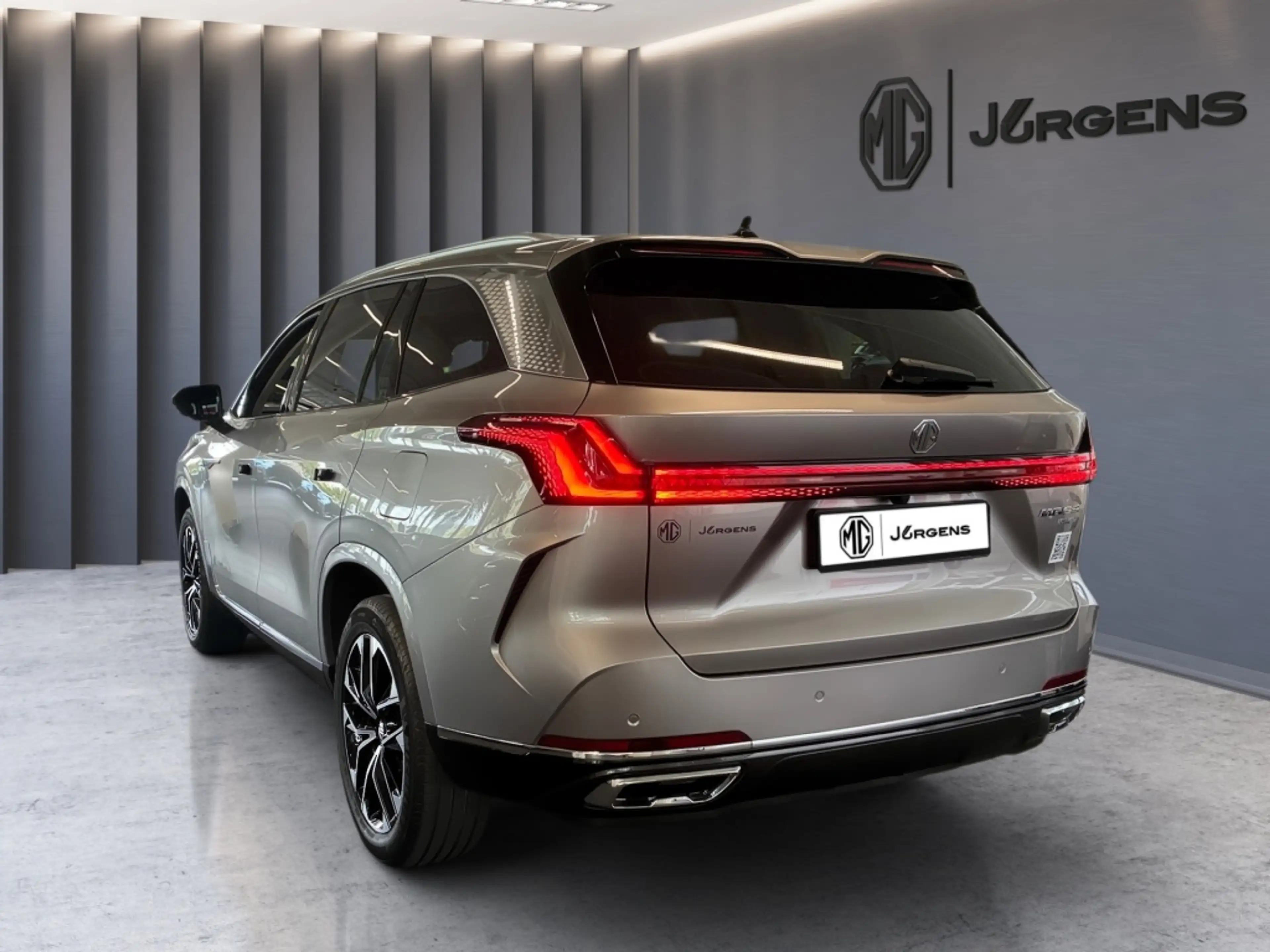 MG MGS9 PHEV LUX — photo 9