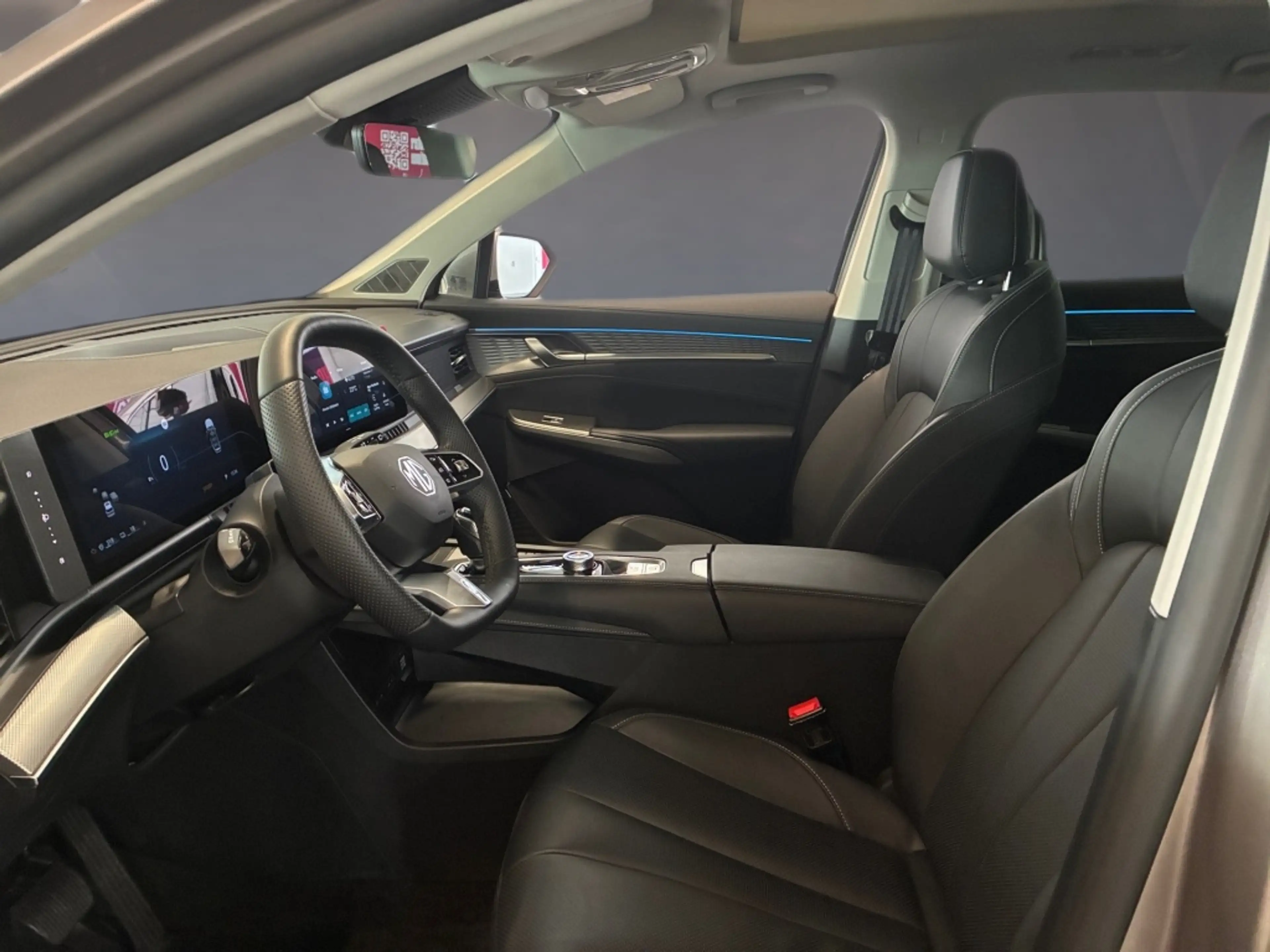 MG MGS9 PHEV LUX — photo 11