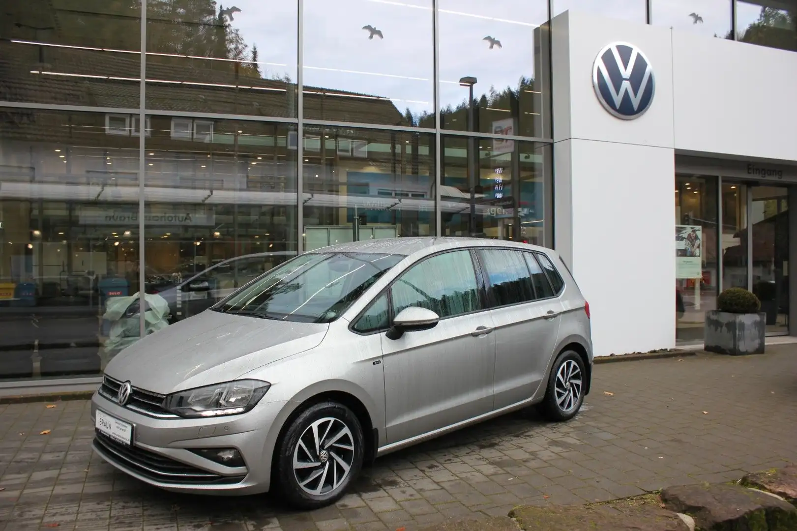 Volkswagen Golf Sportsvan VII Join 1.0 TSI Navi,AHK,SHZ,PDC Plateado - 1