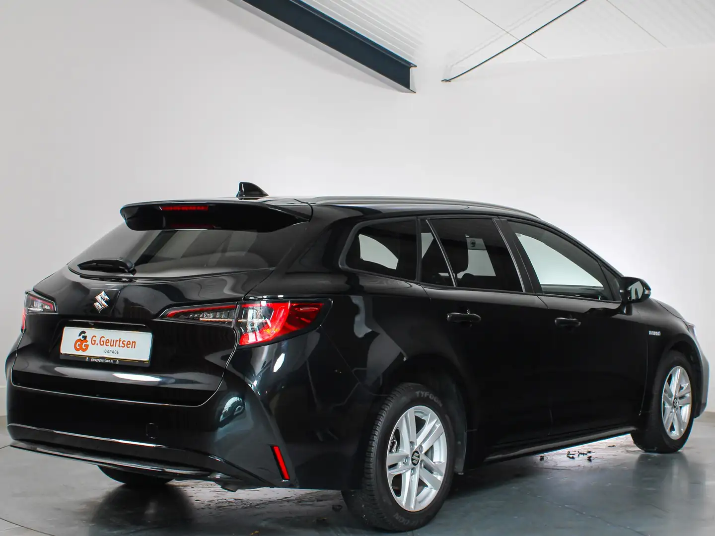 Suzuki Swace 1.8 Hybrid Select Achteruitrijcamera, Cruise Contr Zwart - 2