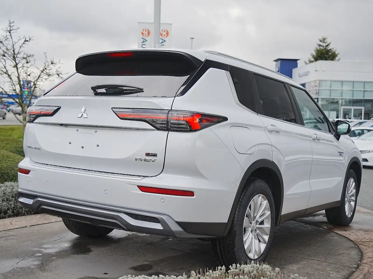 Mitsubishi Outlander снимка Mitsubishi Outlander