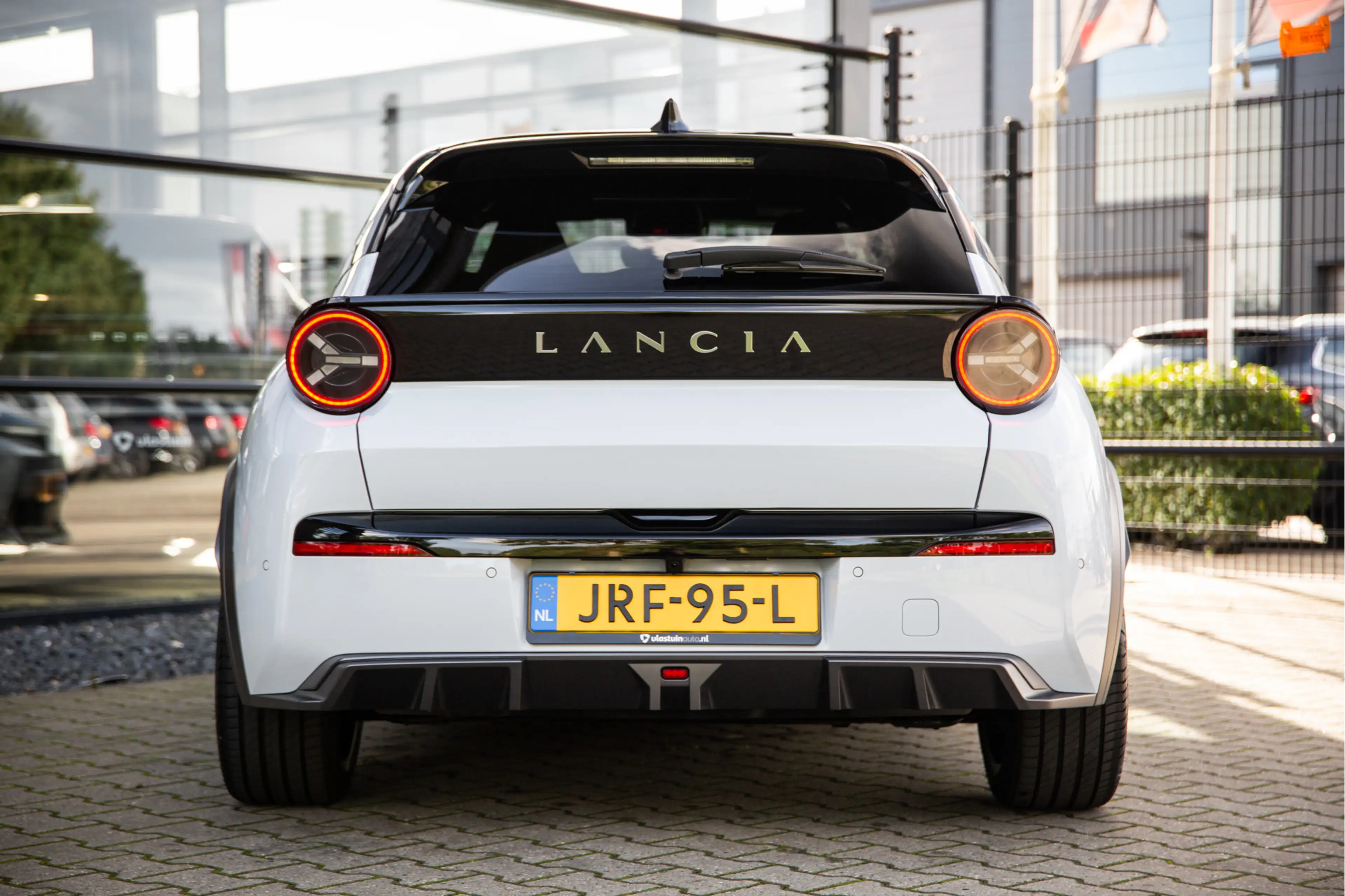 Lancia Ypsilon HF 54 kWh 280PK , Bianco Quarzo Two-Tone, SALA, Or — photo 34