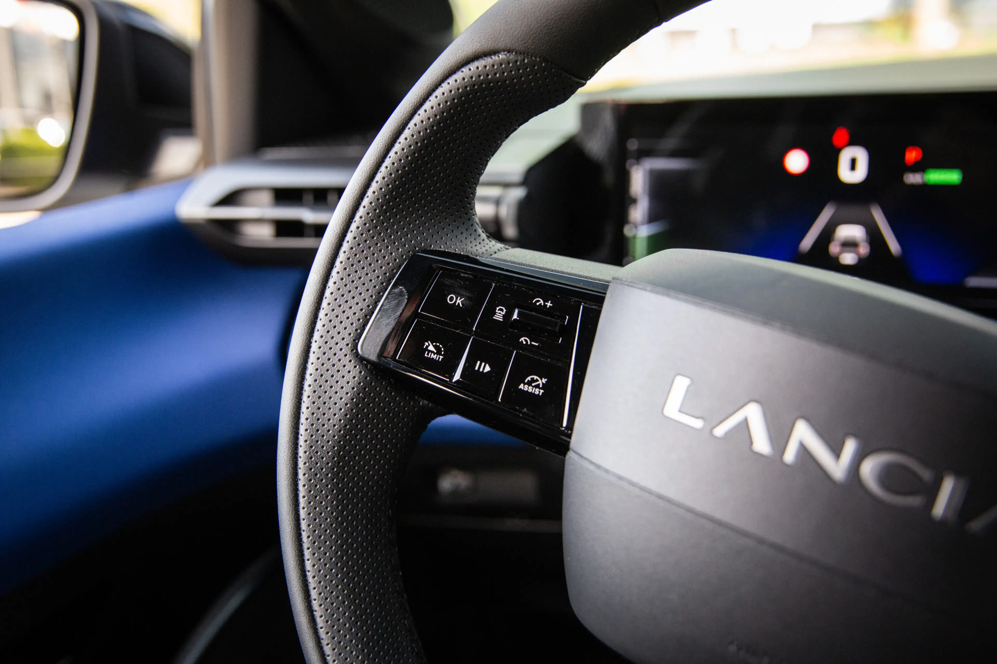 Lancia Ypsilon HF 54 kWh 280PK , Bianco Quarzo Two-Tone, SALA, Or — photo 16
