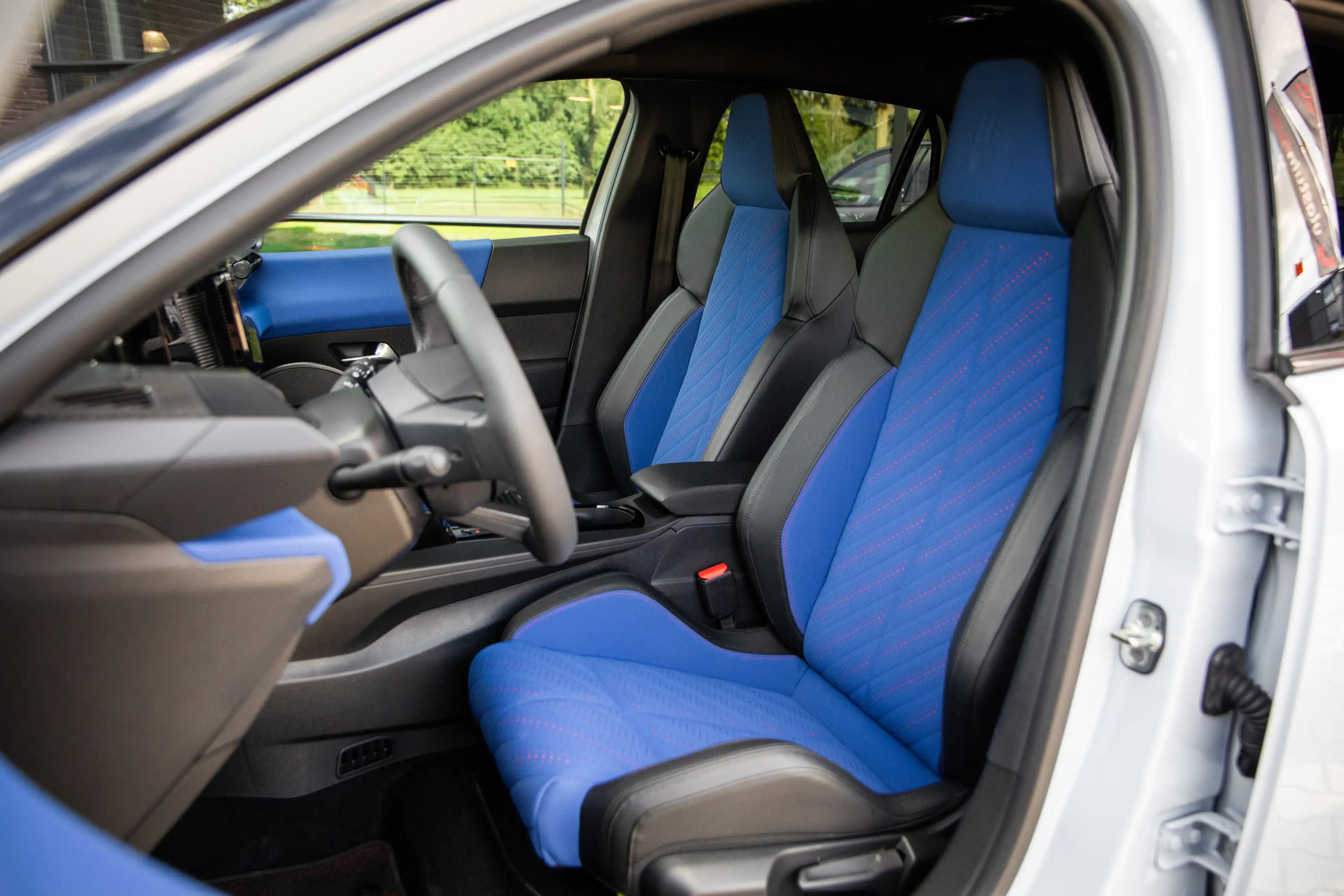 Lancia Ypsilon HF 54 kWh 280PK , Bianco Quarzo Two-Tone, SALA, Or — photo 10