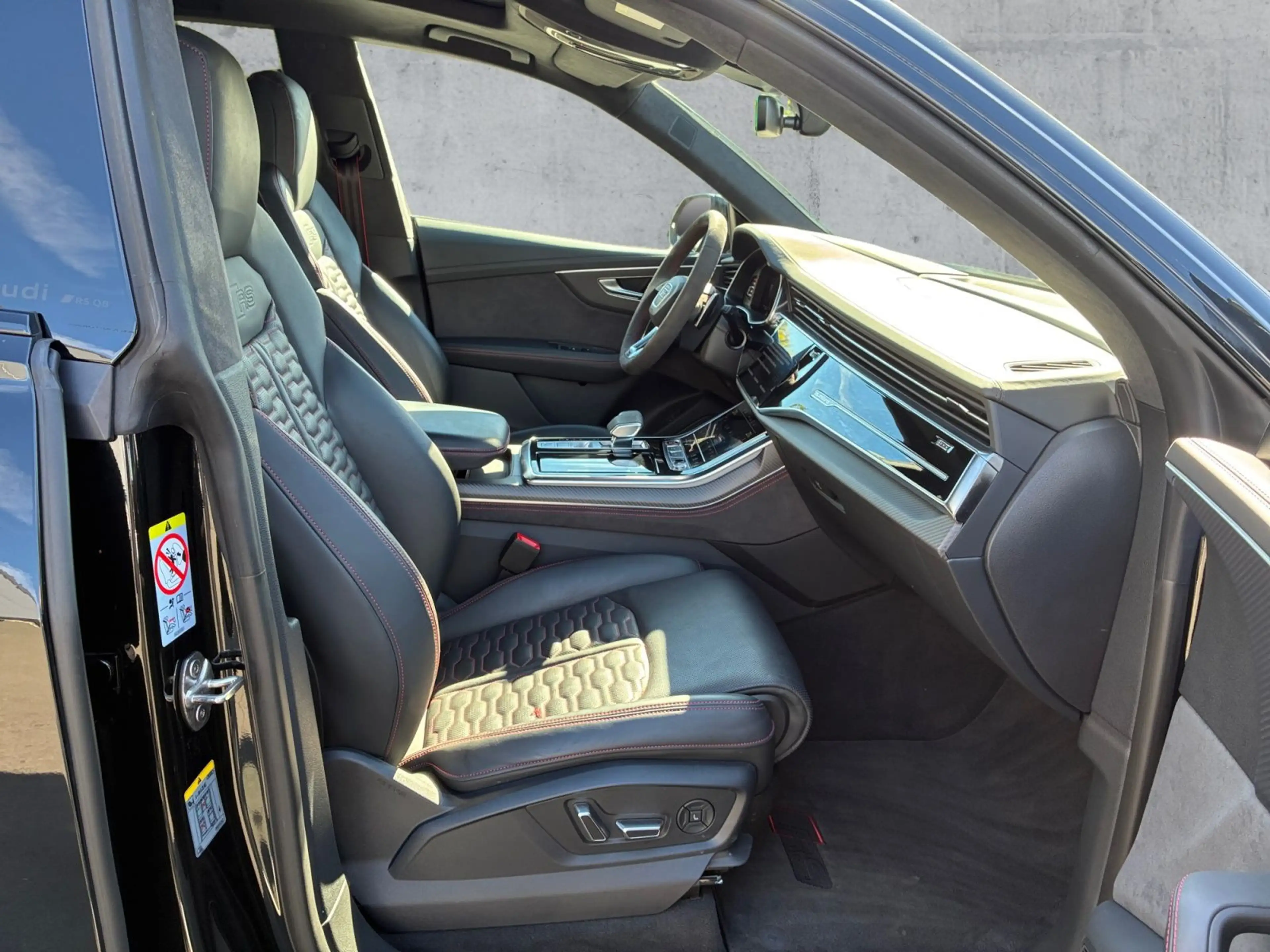 Audi RS Q8 4.0 TFSI QU 5JG+MATRIXNAV+RFK+STDHZG+PANO — photo 13