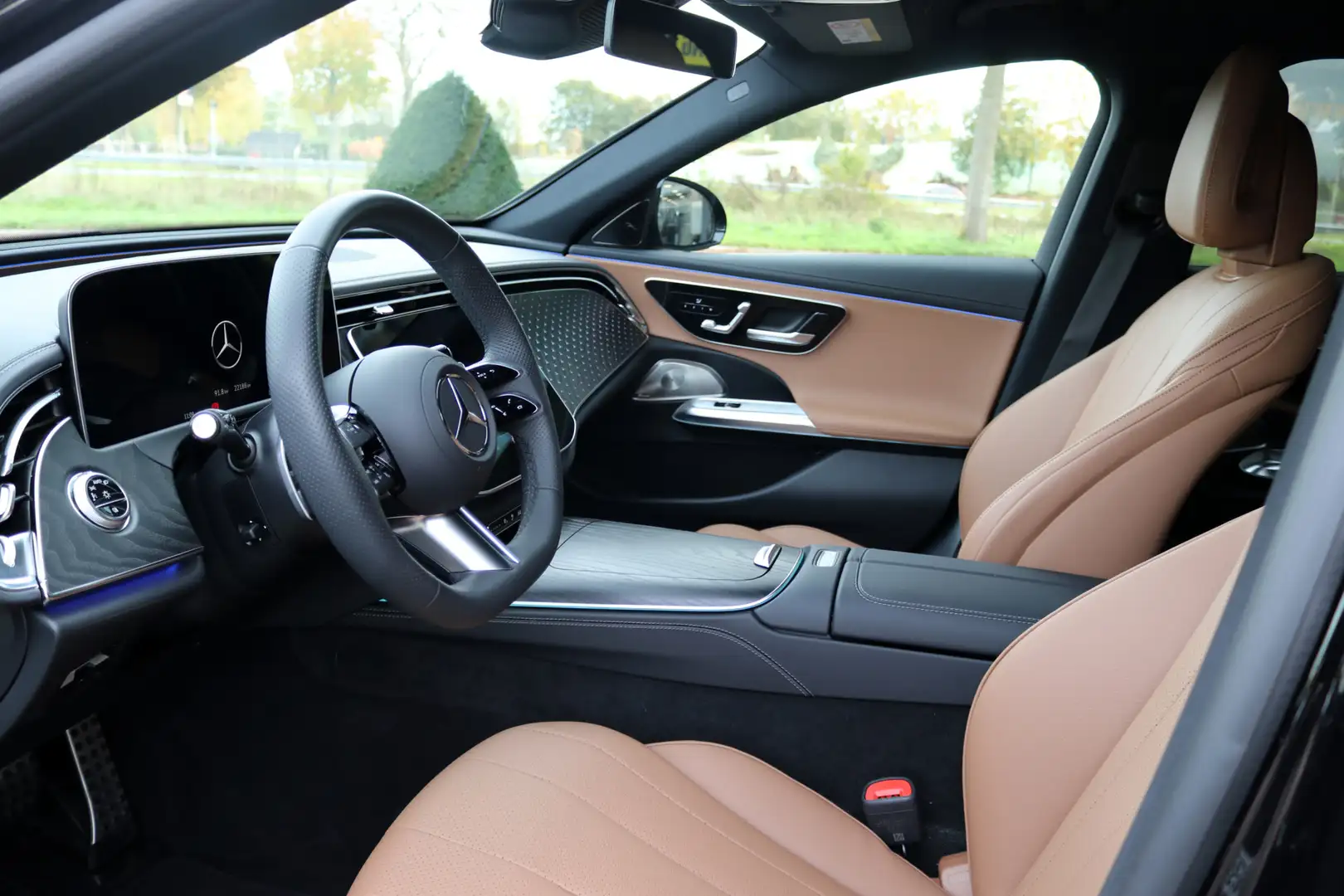 Mercedes-Benz E 300 Estate e AMG Line Memory Luchtvering 360gr camera Zwart - 2