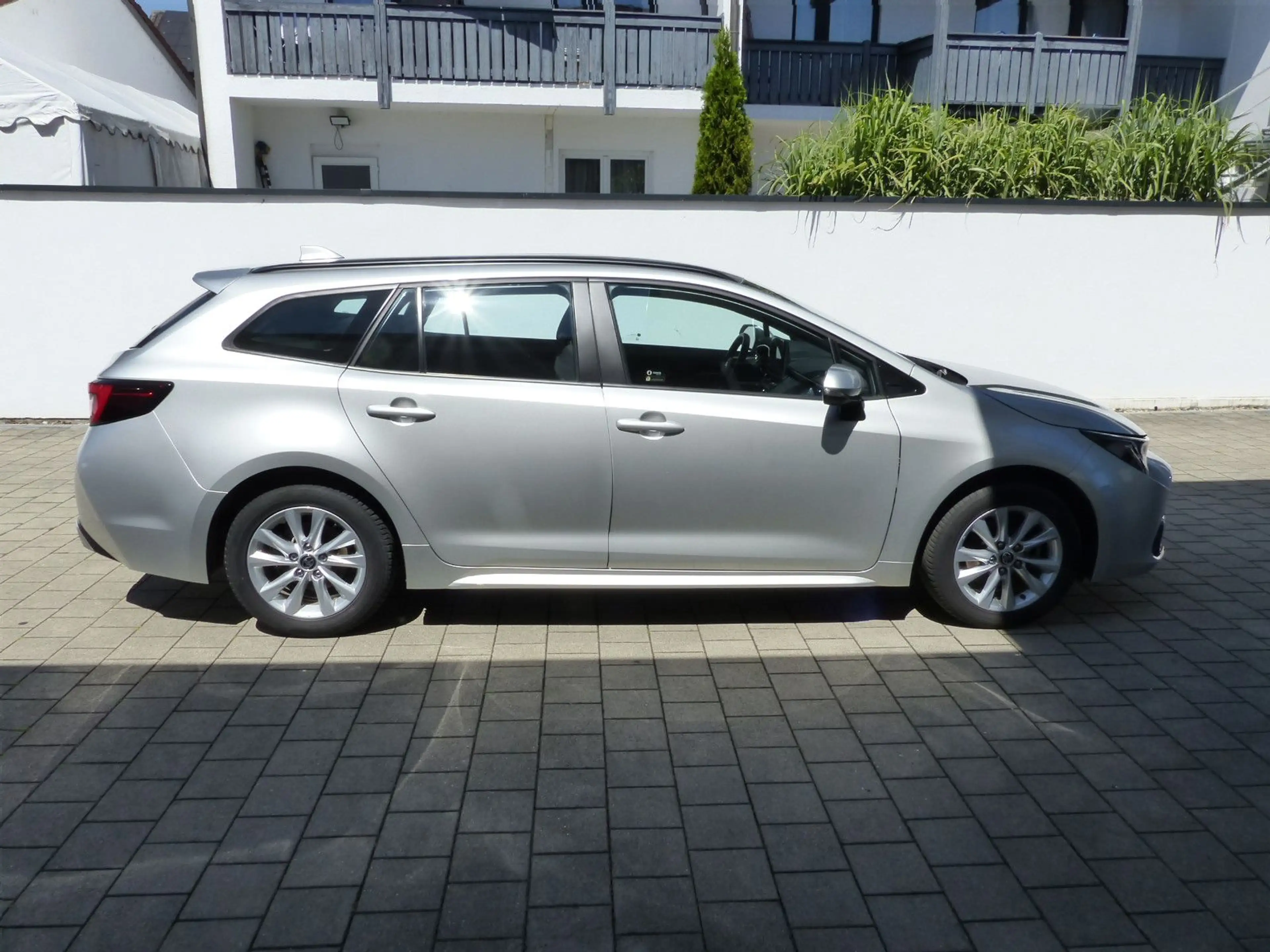 Toyota Corolla TS 1.8 Hyb. TAXI Aust.+Business Edition — photo 14