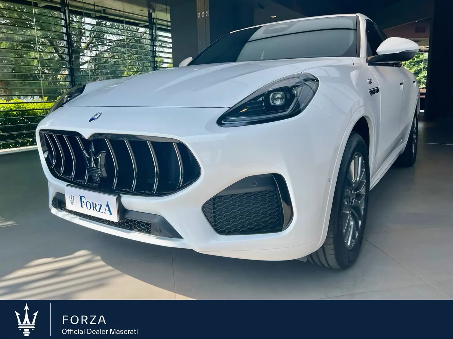 Maserati Grecale 2.0 mhev GT 250cv Bianco - 1