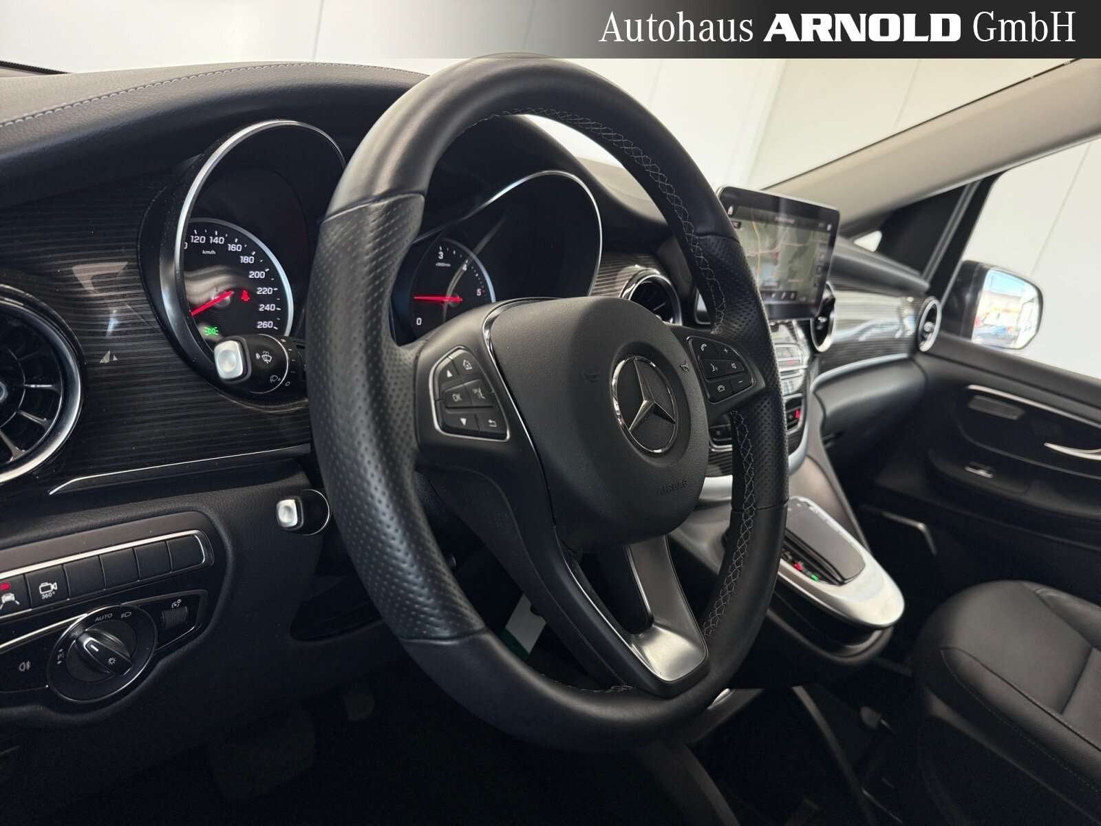 Mercedes-Benz V 300