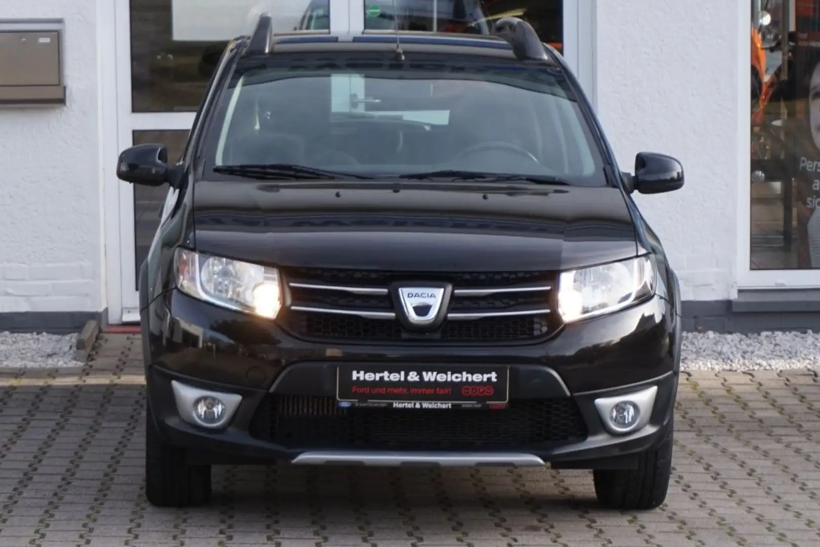 Dacia Sandero Stepway TCe 90 Prestige Schwarz - 2