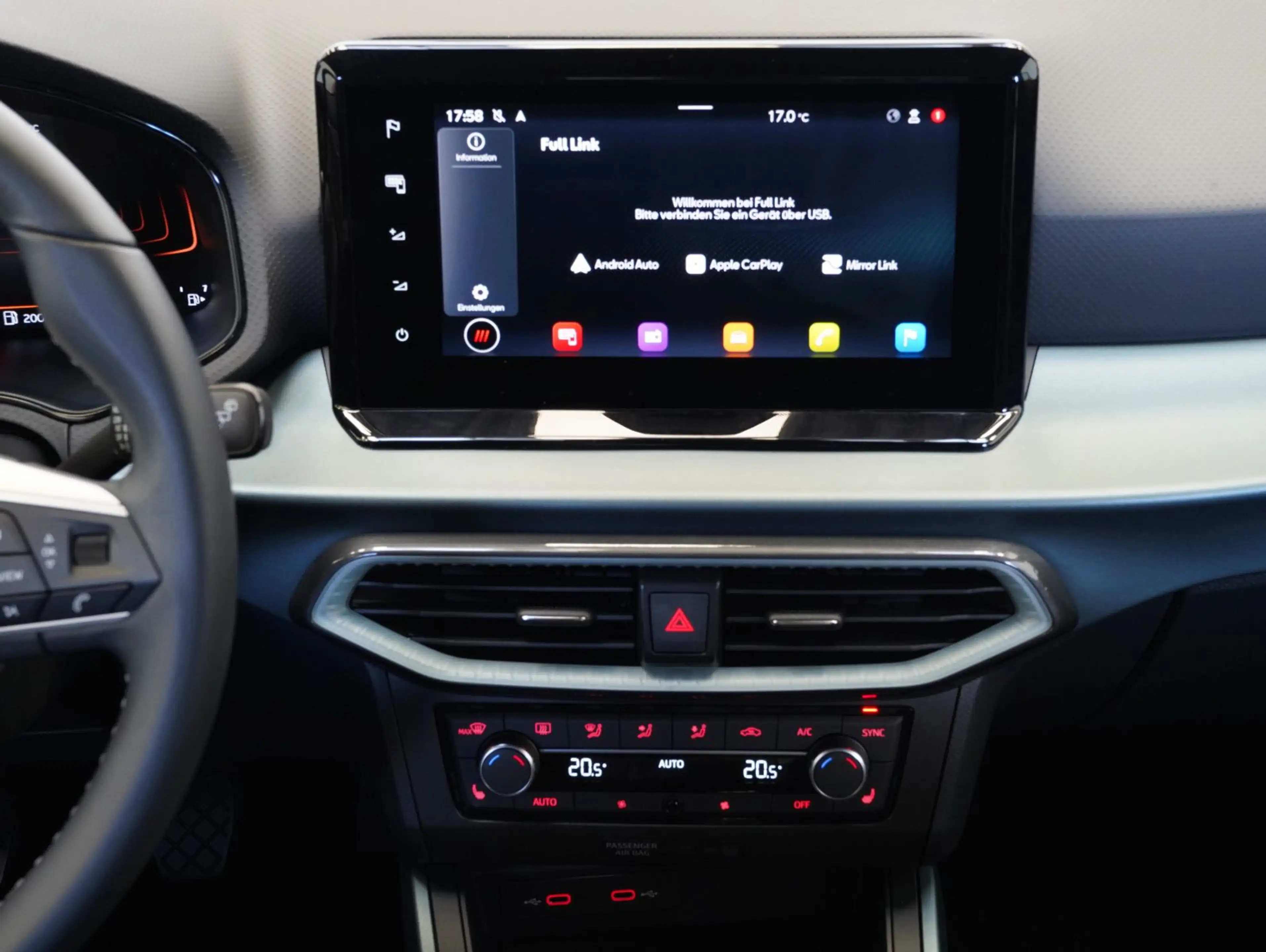 SEAT Arona 1.0 TSI Xperience — photo 8