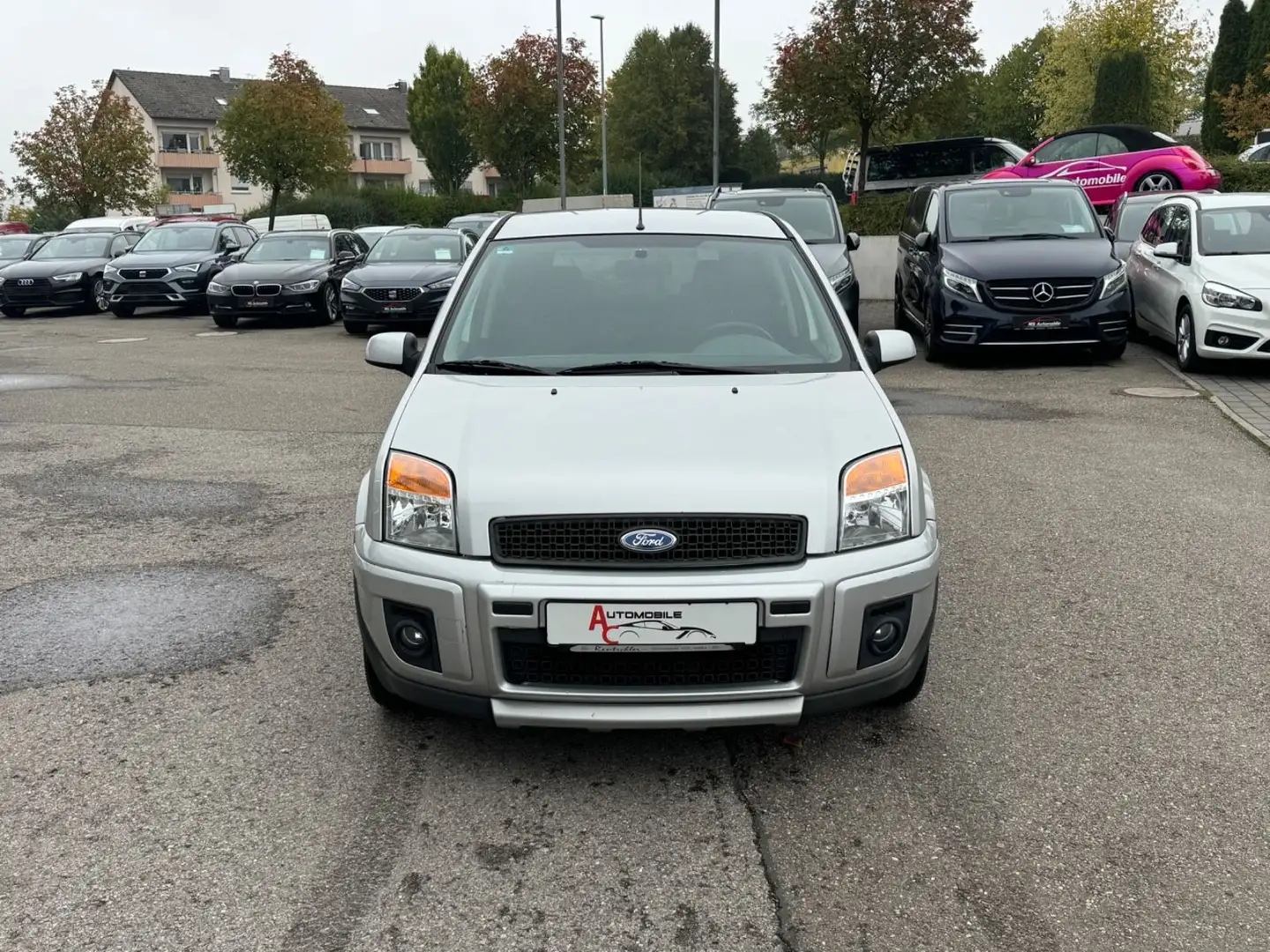 Ford Fusion 1.4 Automatik_Klima_HU/AU 03/2027_ Silber - 2