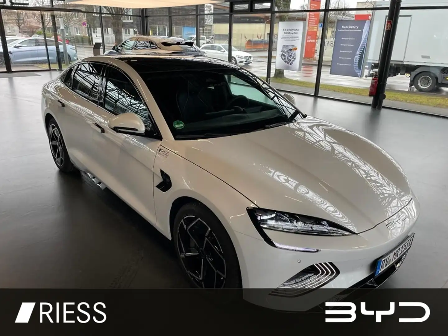 BYD Seal Excellence AWD Nur Für Gewerbe und Export Bianco - 2