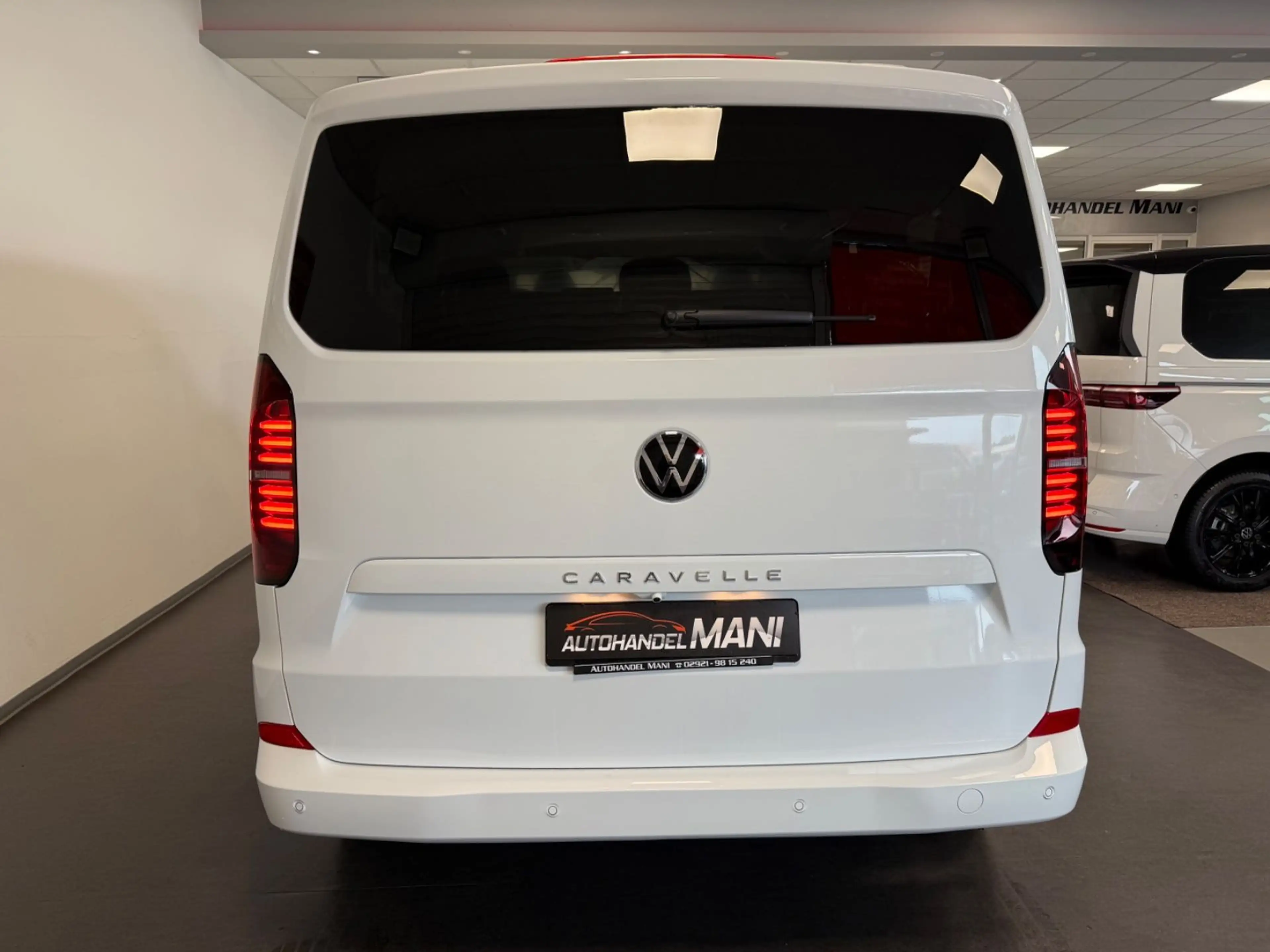 Volkswagen T7 Caravelle Life KR/Leder/LED/DSG/PDC/ACC/AHK — photo 7
