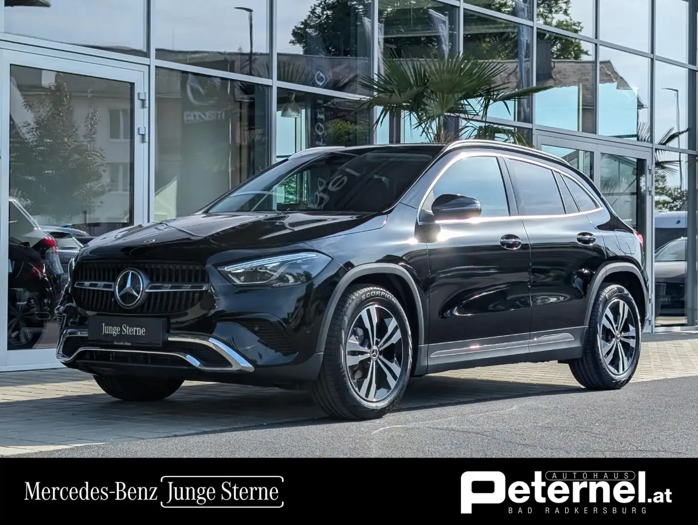 Mercedes-Benz GLA 200 d 4MATIC Österreich-Edition Progressive Schwarz - 1