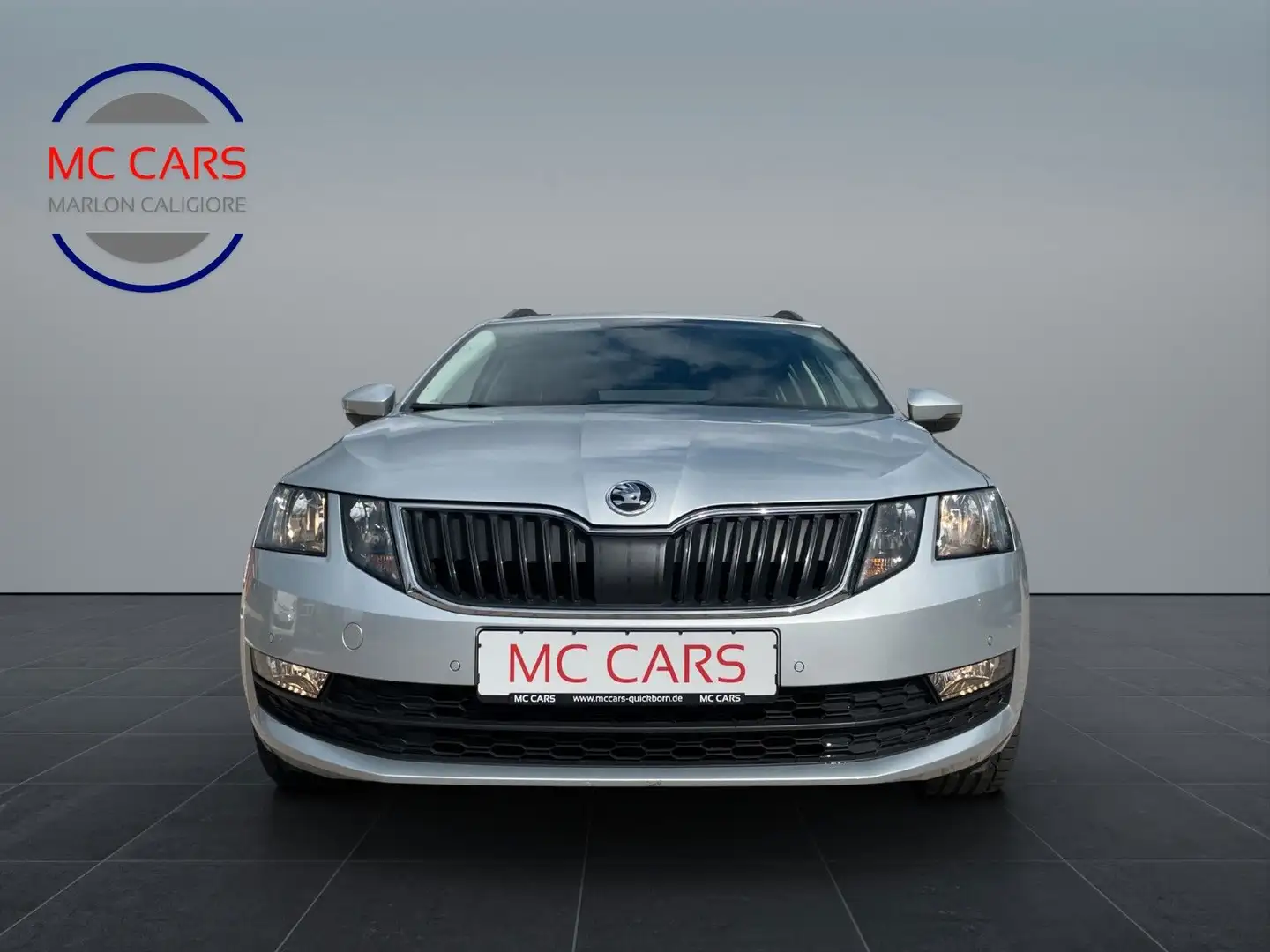 Skoda Octavia Combi Drive Plateado - 2