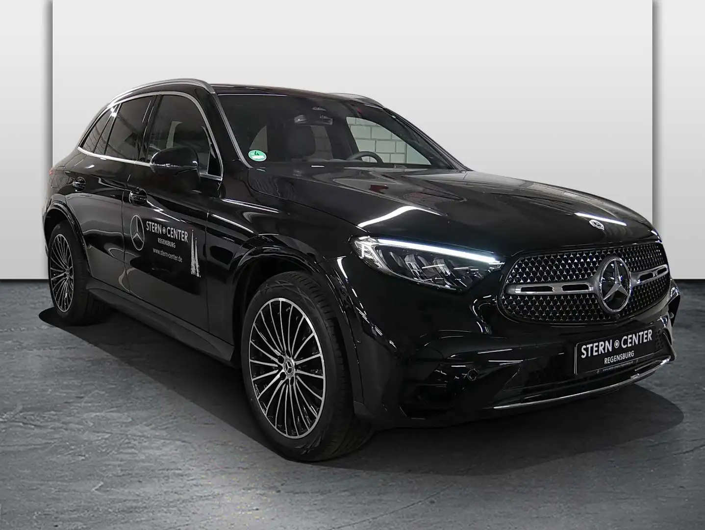 Mercedes-Benz GLC 200 d 4M AMG+AHK+DISTRONIC+MEMORY+360°+20"++ Schwarz - 2