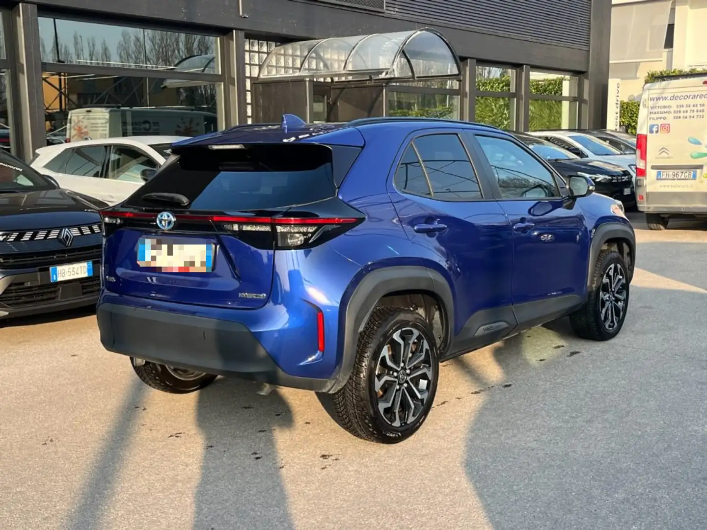 Toyota Yaris Cross 1.5 Full  Hybrid 116cv E-CVT Trend - PROMO Blau - 2