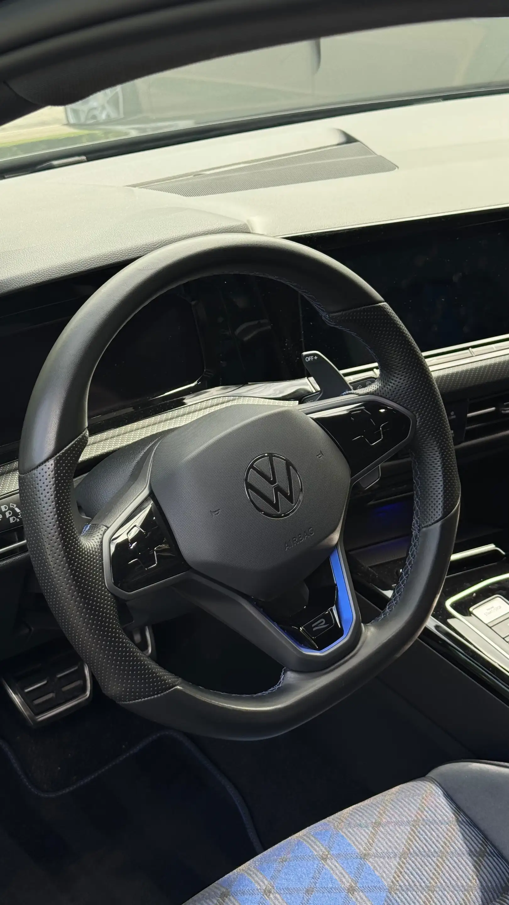 Volkswagen Golf R Golf 2.0 TSI 4Motion OPF DSG — photo 14