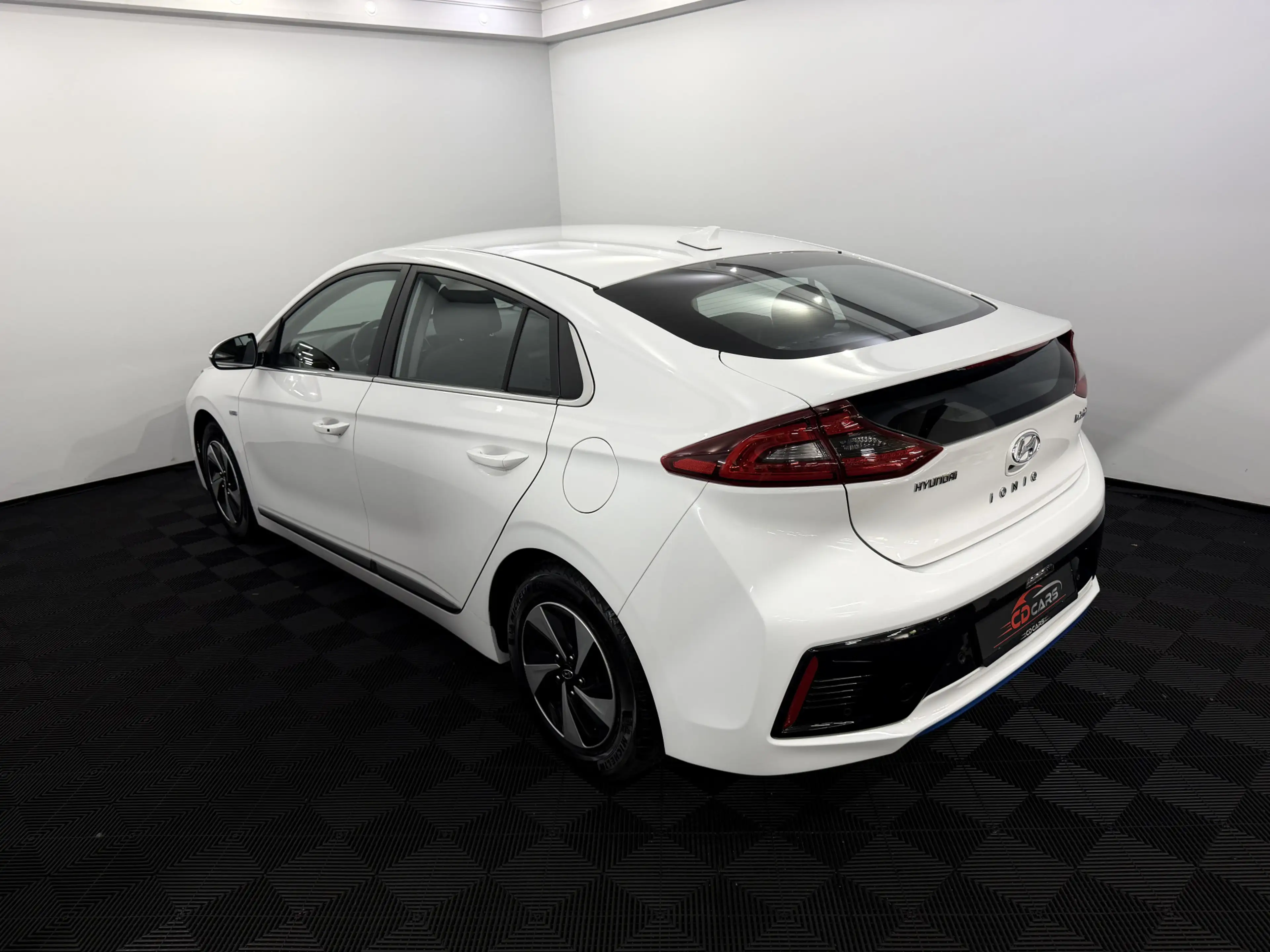 Hyundai IONIQ 1.6 GDi Comfort Camera, Navi, Apple carplay, Rijst — photo 3
