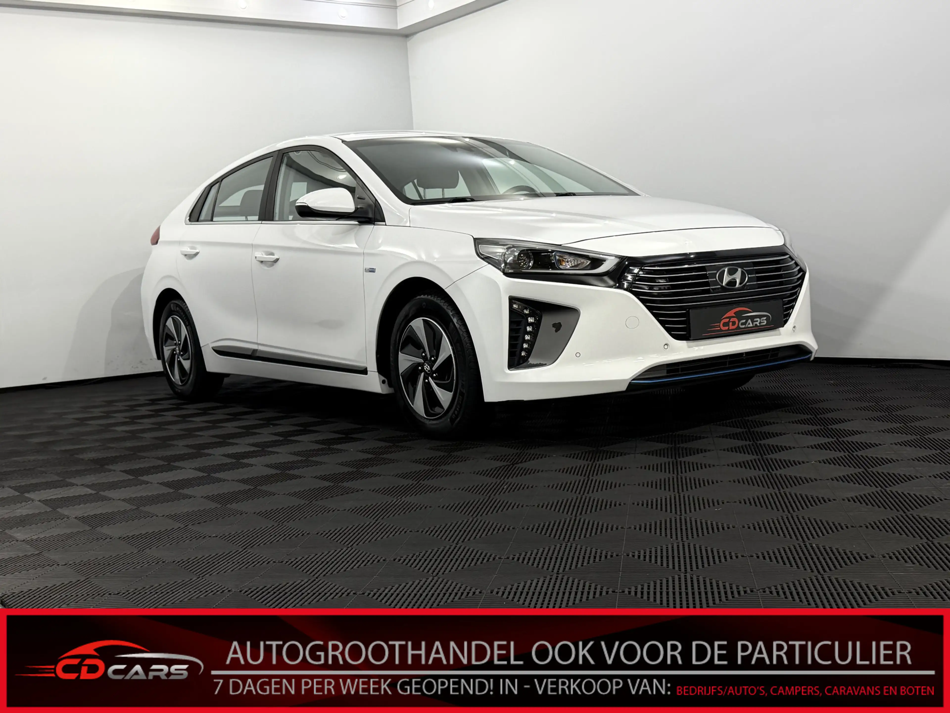 Hyundai IONIQ 1.6 GDi Comfort Camera, Navi, Apple carplay, Rijst