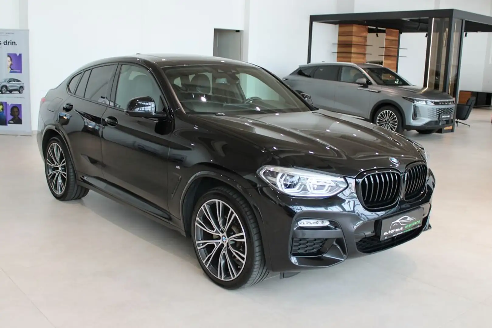 BMW X4 xDrive20d M Sport **AUSSTATTUNGSHIT** Schwarz - 1