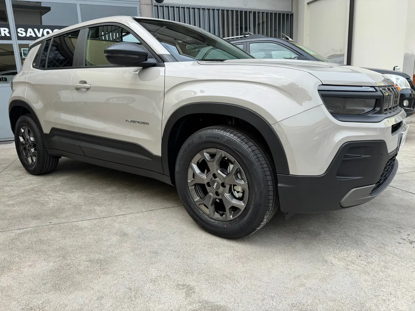 Jeep Avenger Avenger 1.2 turbo NESSUNO VINCOLO DI FIANZIAMENTO Bianco - 2