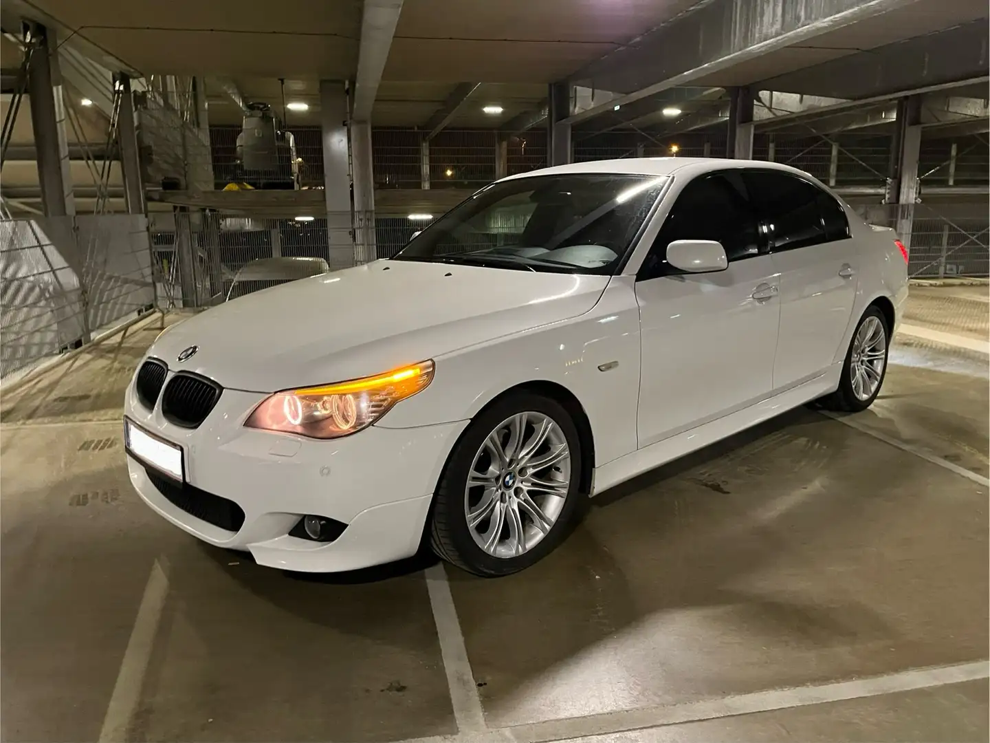 BMW 523 523i M-Paket Bianco - 1