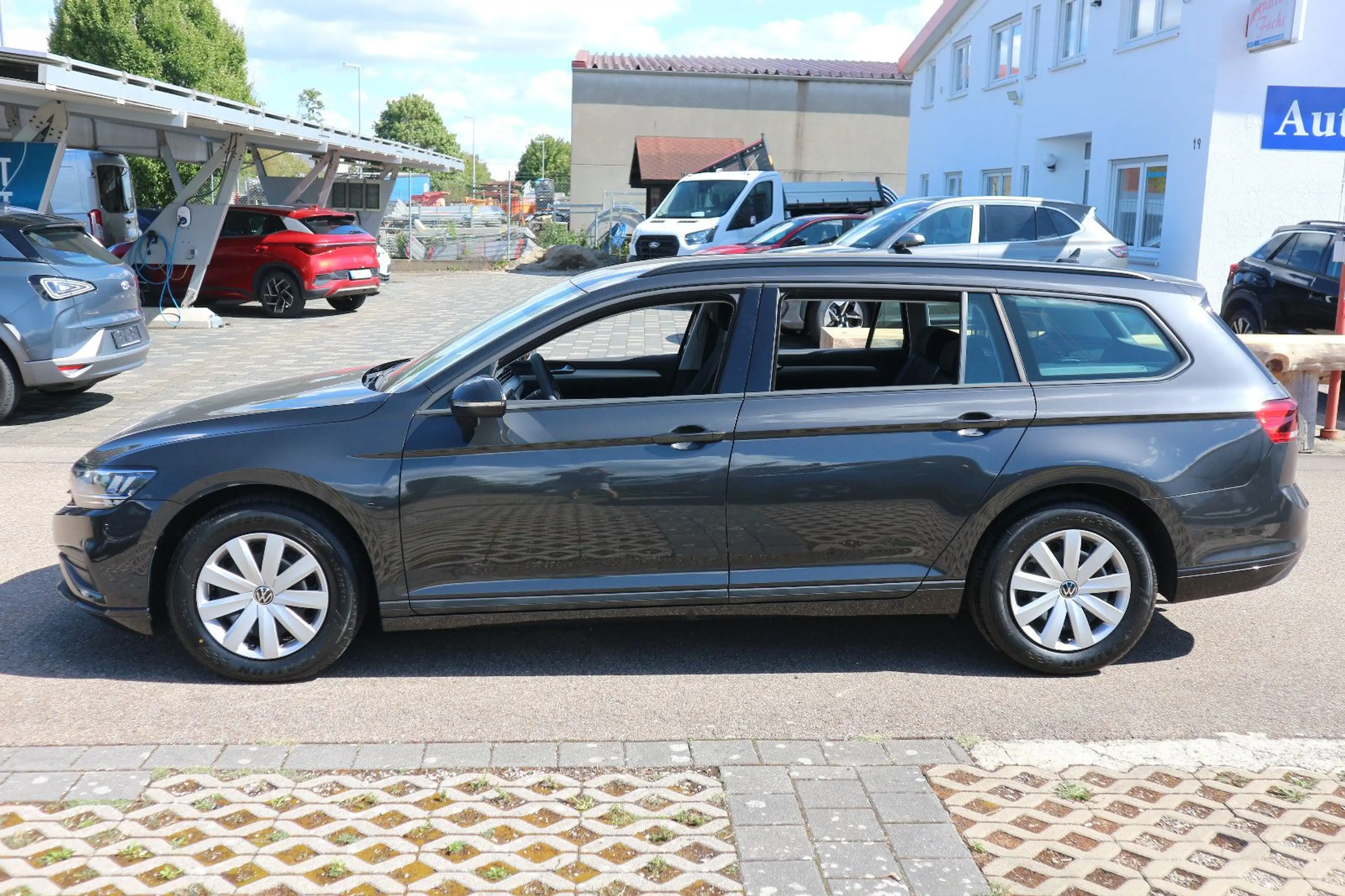 Volkswagen Passat Variant Passat 2.0 TDI DSG Variant AHK NAVI ACC — photo 5