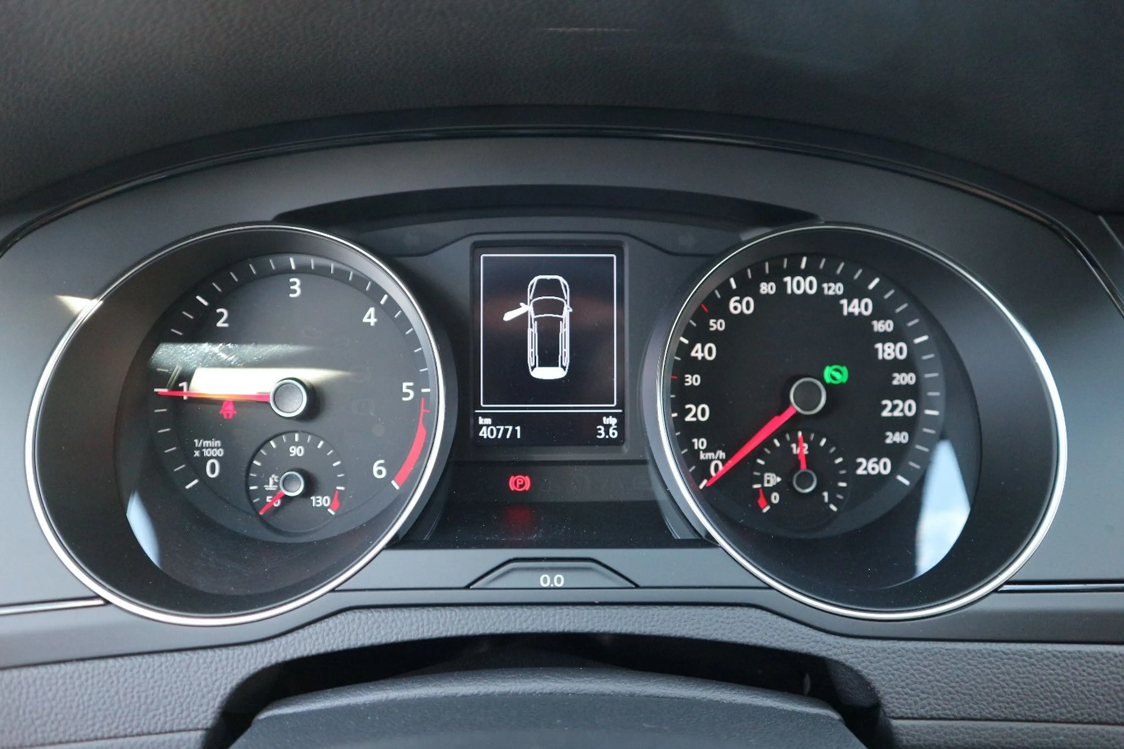 Volkswagen Passat Variant Passat 2.0 TDI DSG Variant AHK NAVI ACC — photo 11