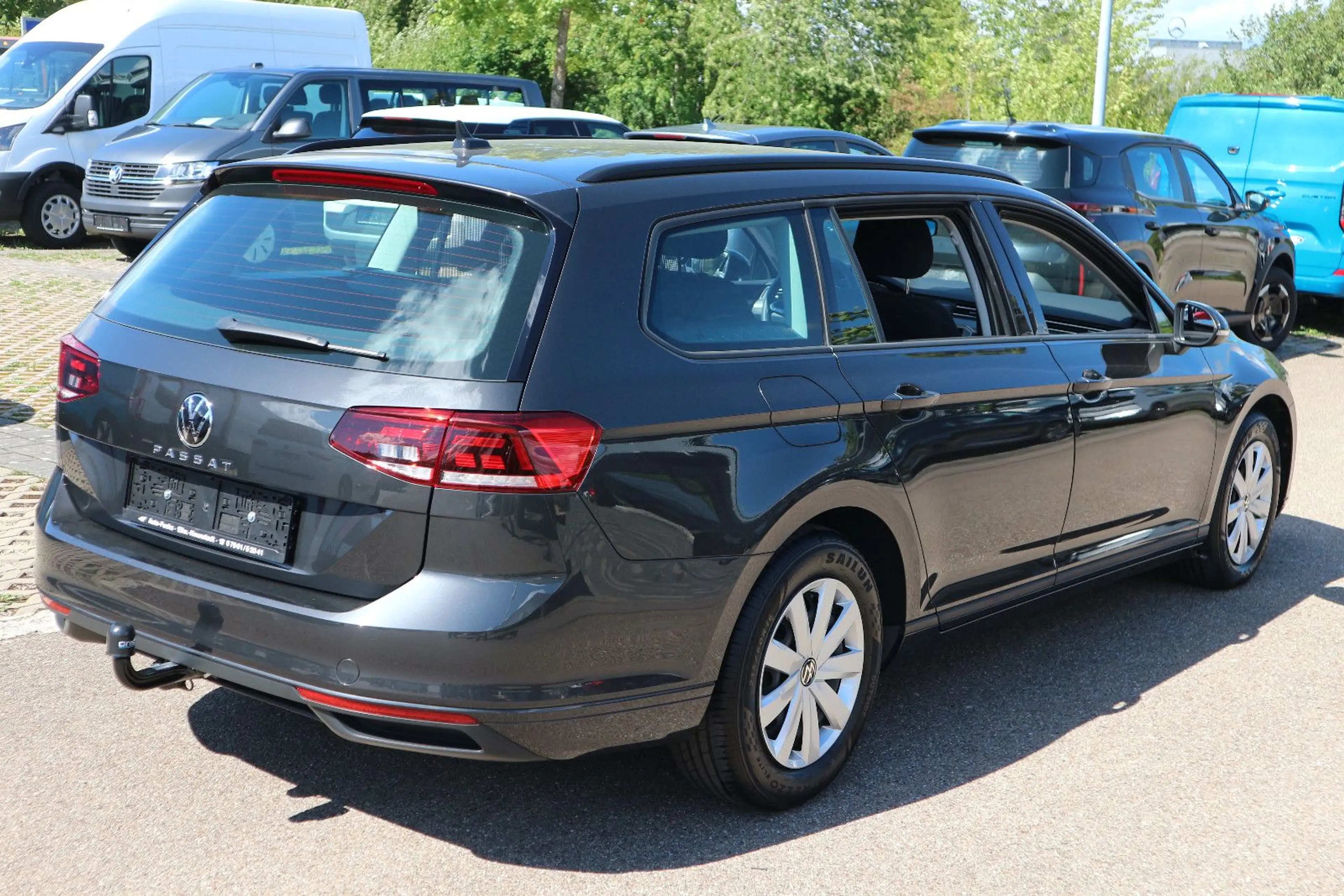 Volkswagen Passat Variant Passat 2.0 TDI DSG Variant AHK NAVI ACC — photo 3