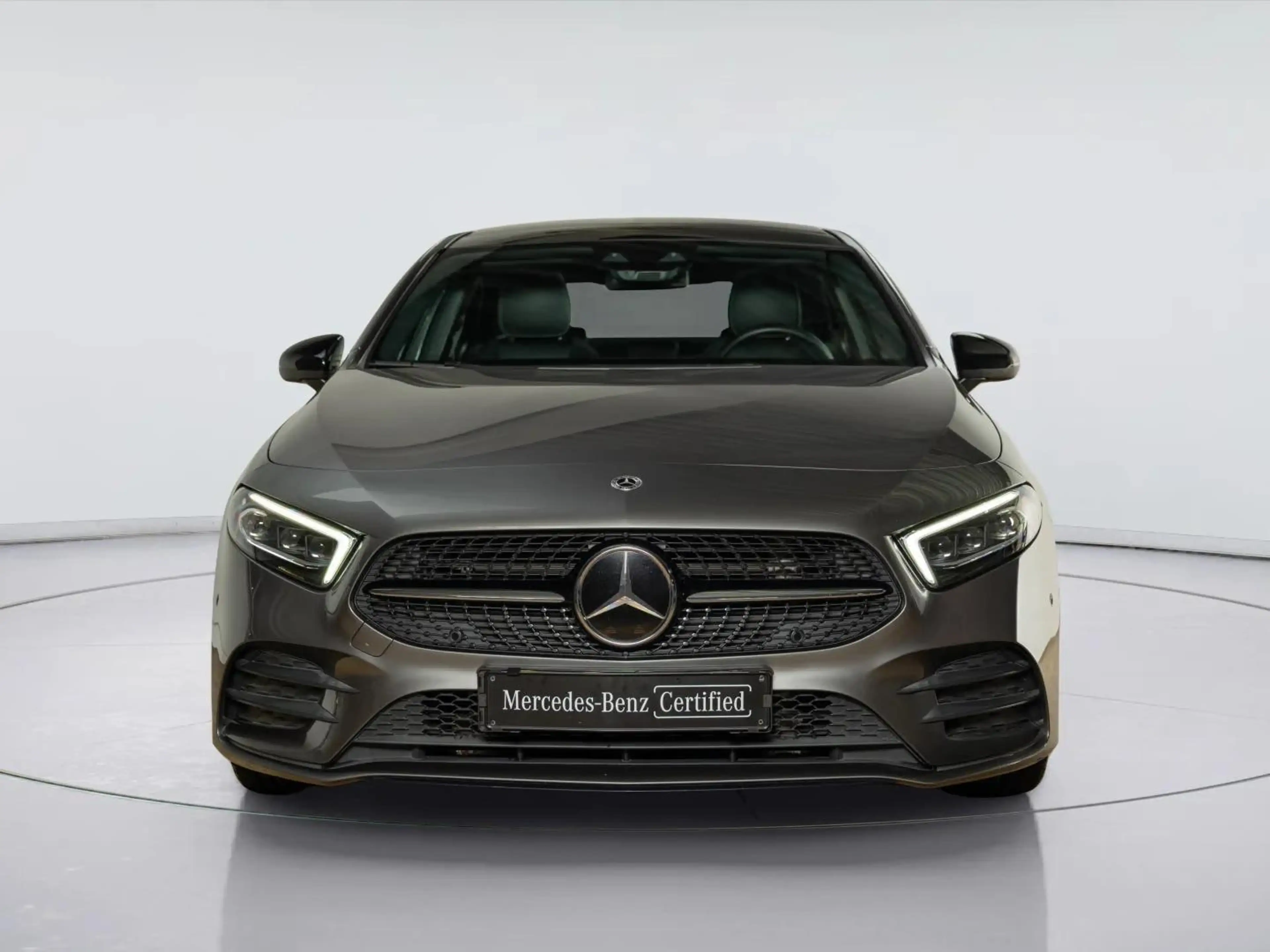 Mercedes-Benz A 180 Limousine Business Solution AMG | Panorama dak — photo 6