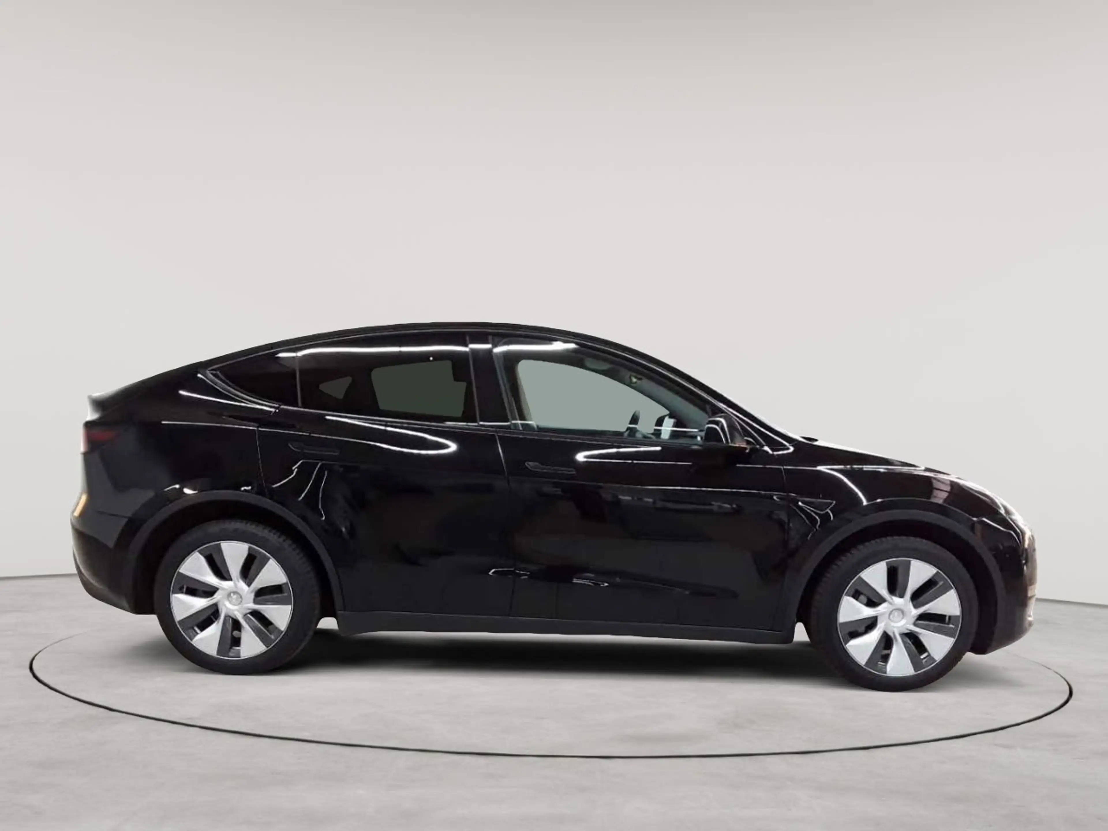 Tesla Model Y Model Y Long Range AWD enh. Autopilot — photo 3