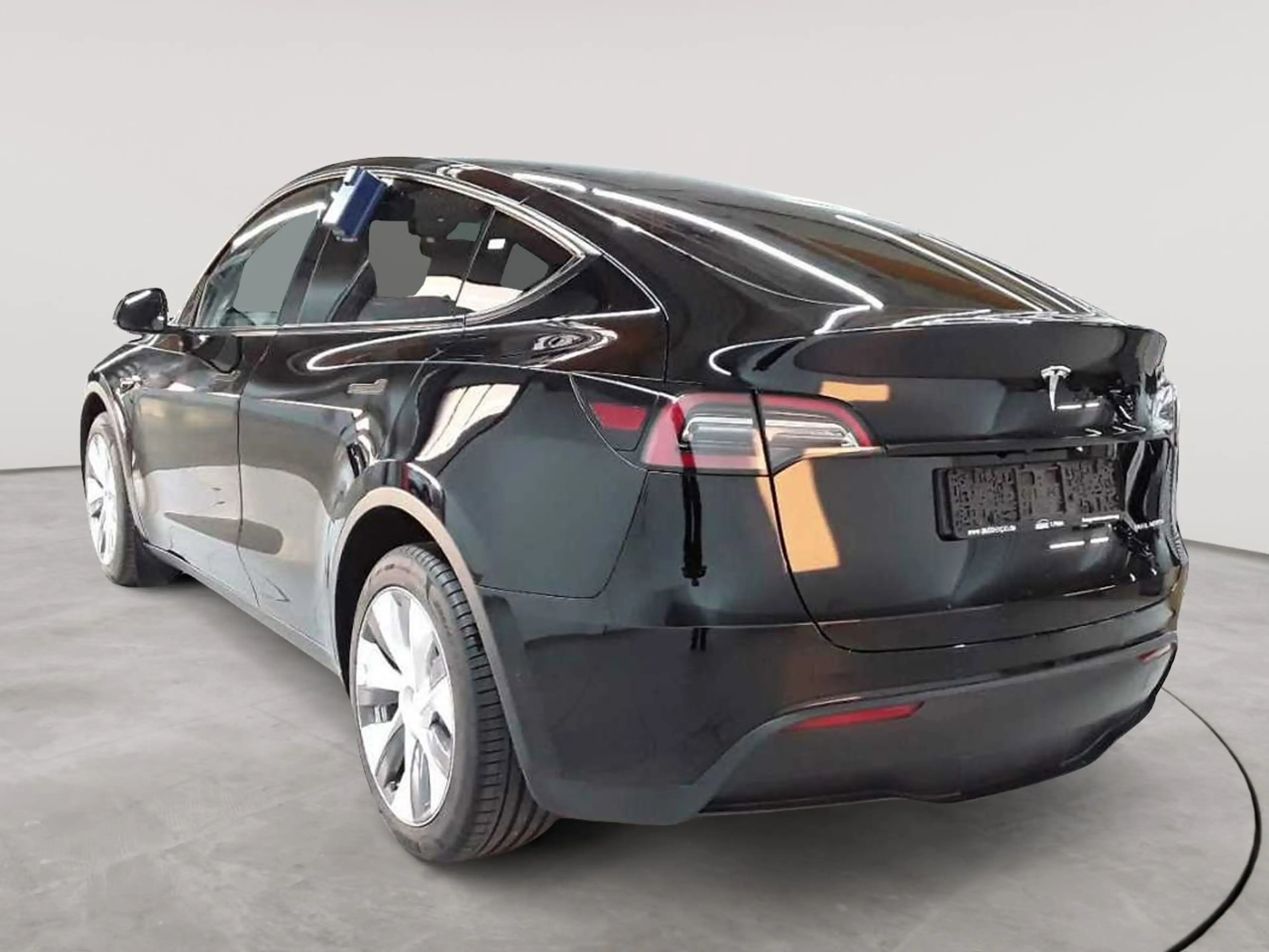 Tesla Model Y Model Y Long Range AWD enh. Autopilot — photo 5