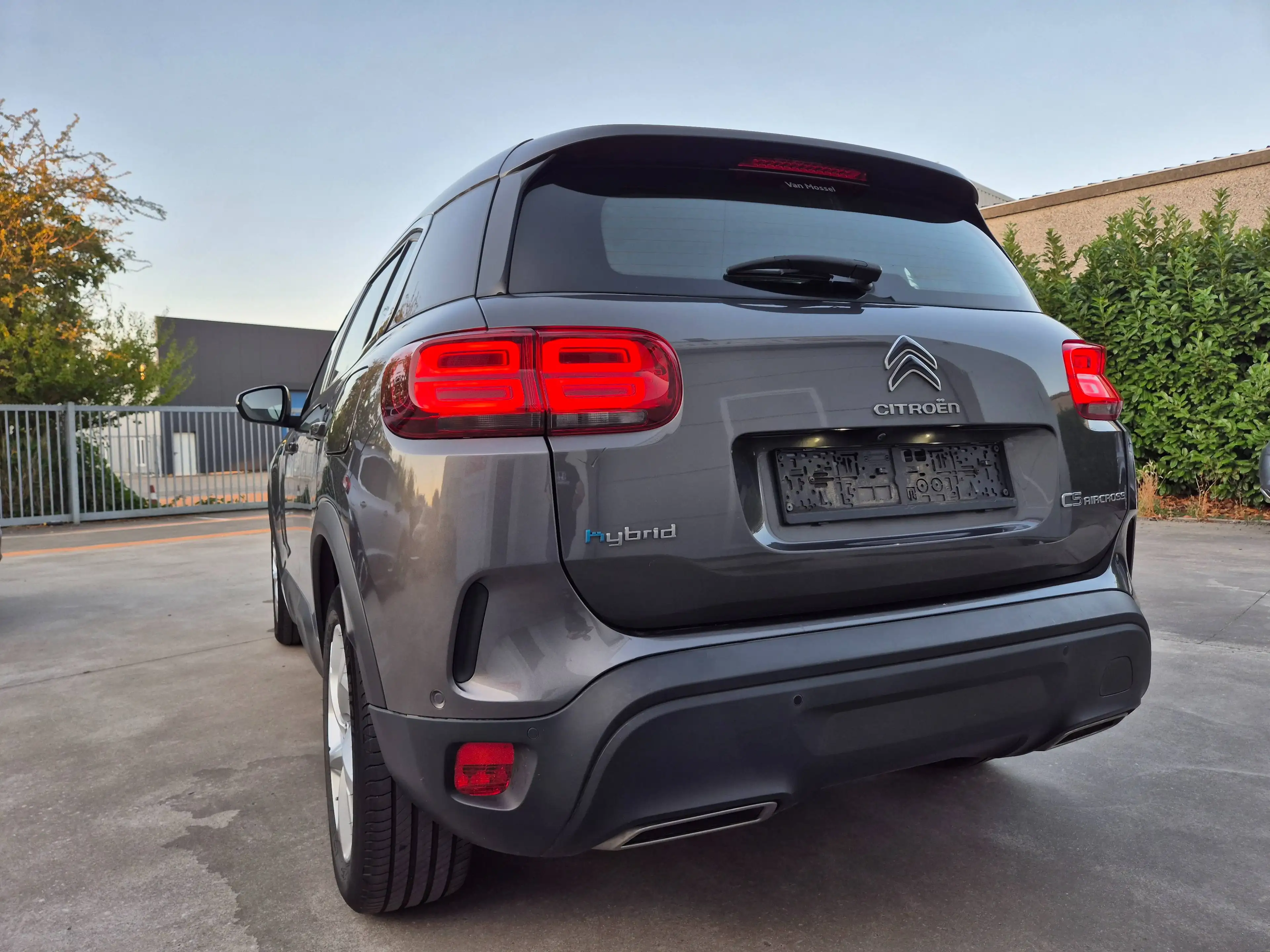 Citroen C5 Aircross 1.6 // PHEV HYBRID 225 // e-EAT8 // 2022 ! — photo 9