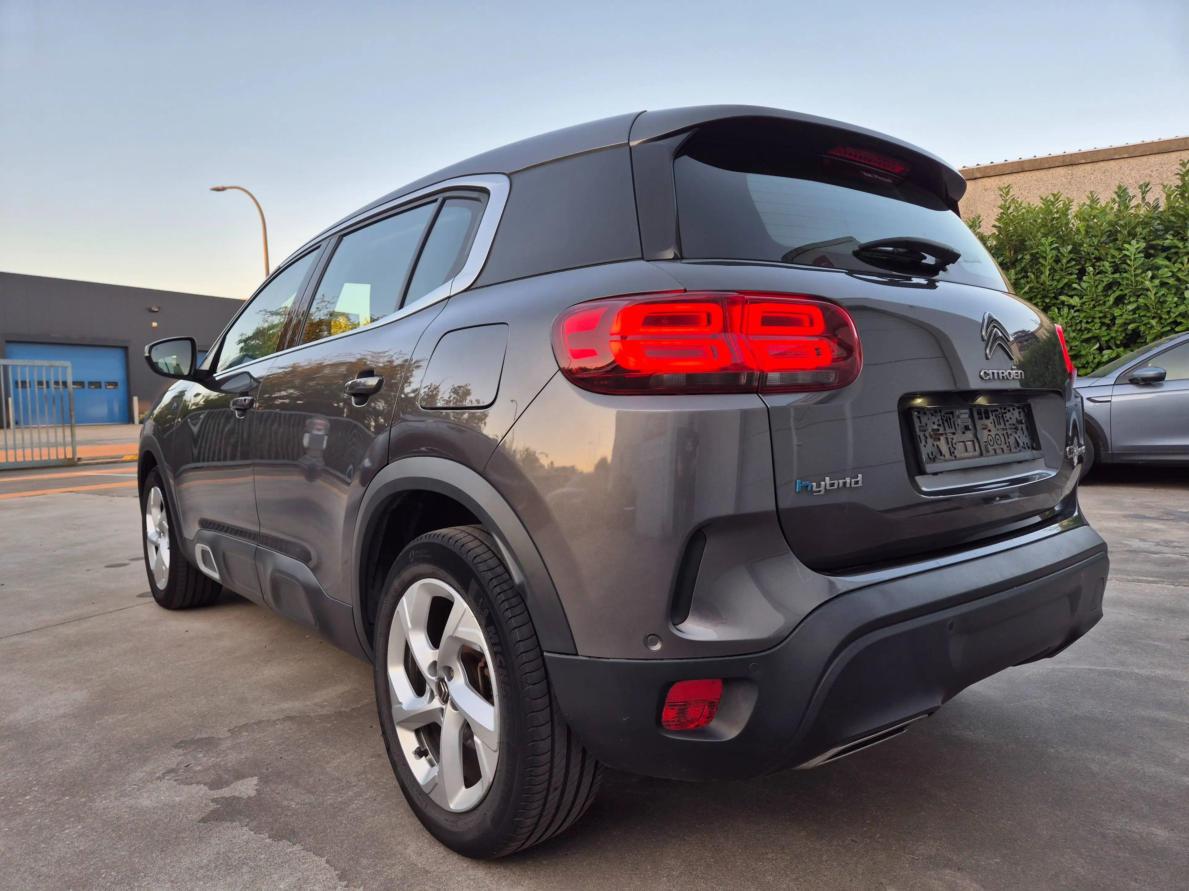 Citroen C5 Aircross 1.6 // PHEV HYBRID 225 // e-EAT8 // 2022 ! — photo 8