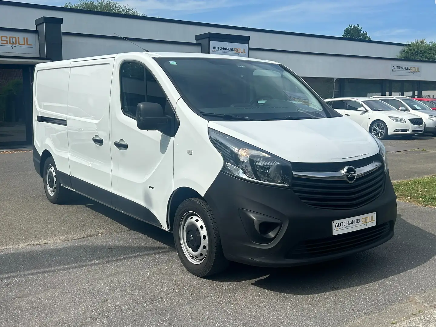 Opel Vivaro 1.6dCi, 2016, 172.370km, GPS, AIRCO, CAMERA, PDC Wit - 2