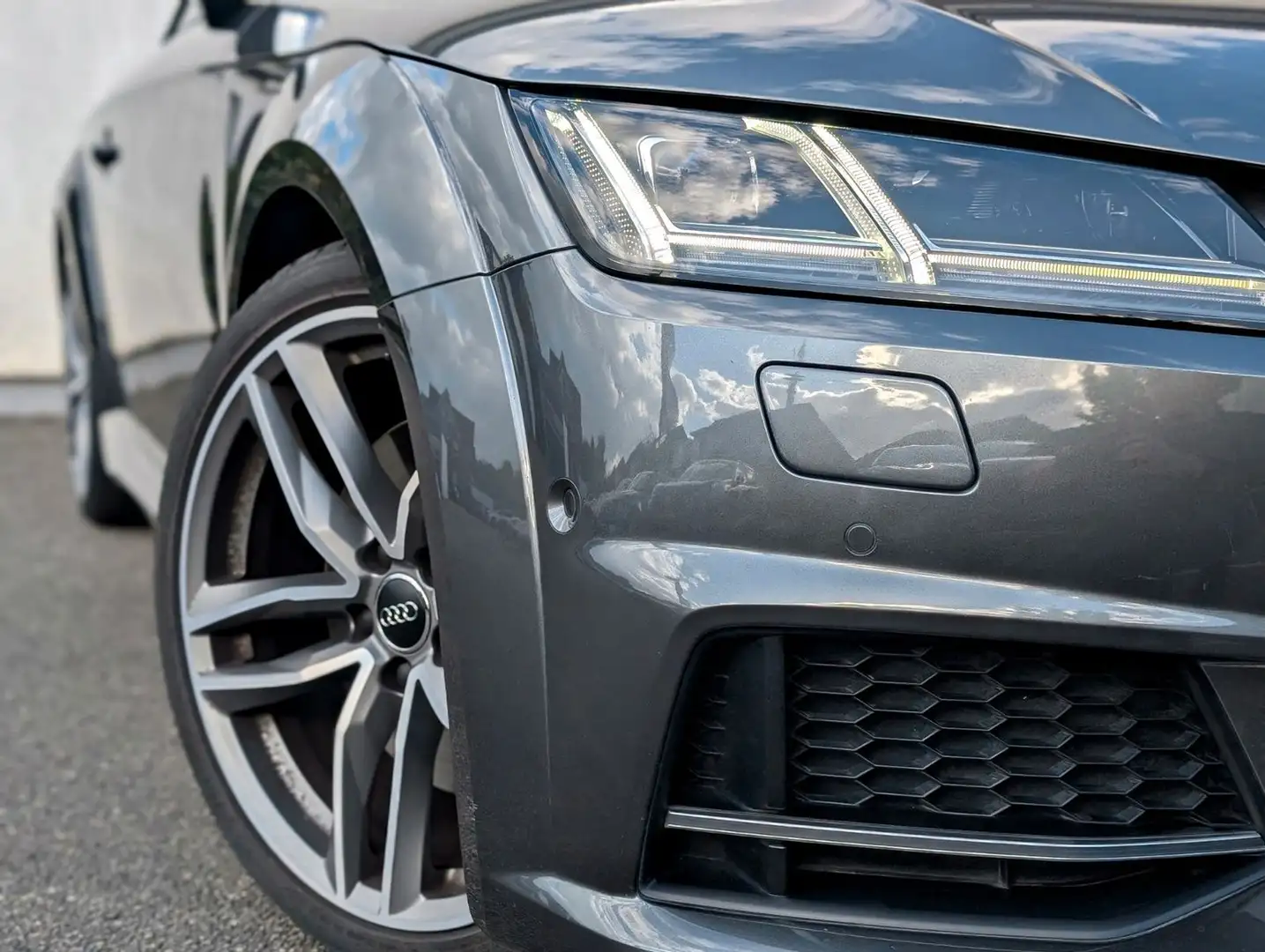 Audi TT Coupe 2.0 TFSI quattro Grau - 2