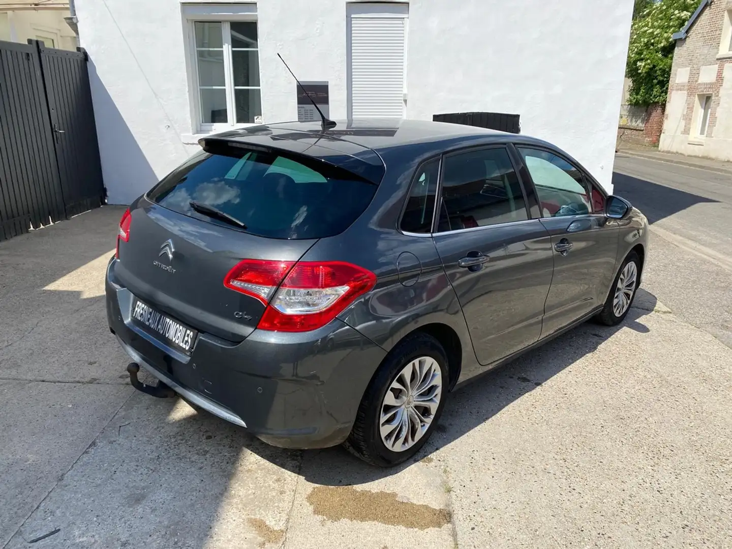 Citroen C4 II 1.6 VTI 120 CONFORT EMBRAYAGE A PREVOIR EN L\u0027ETAT Gris - 2