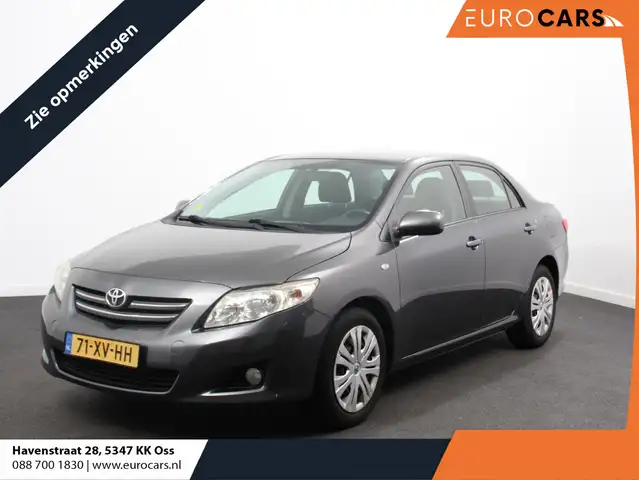 Toyota Corolla 1.6-16V Sol Sedan  Navigatie Parkeer sensoren Clim