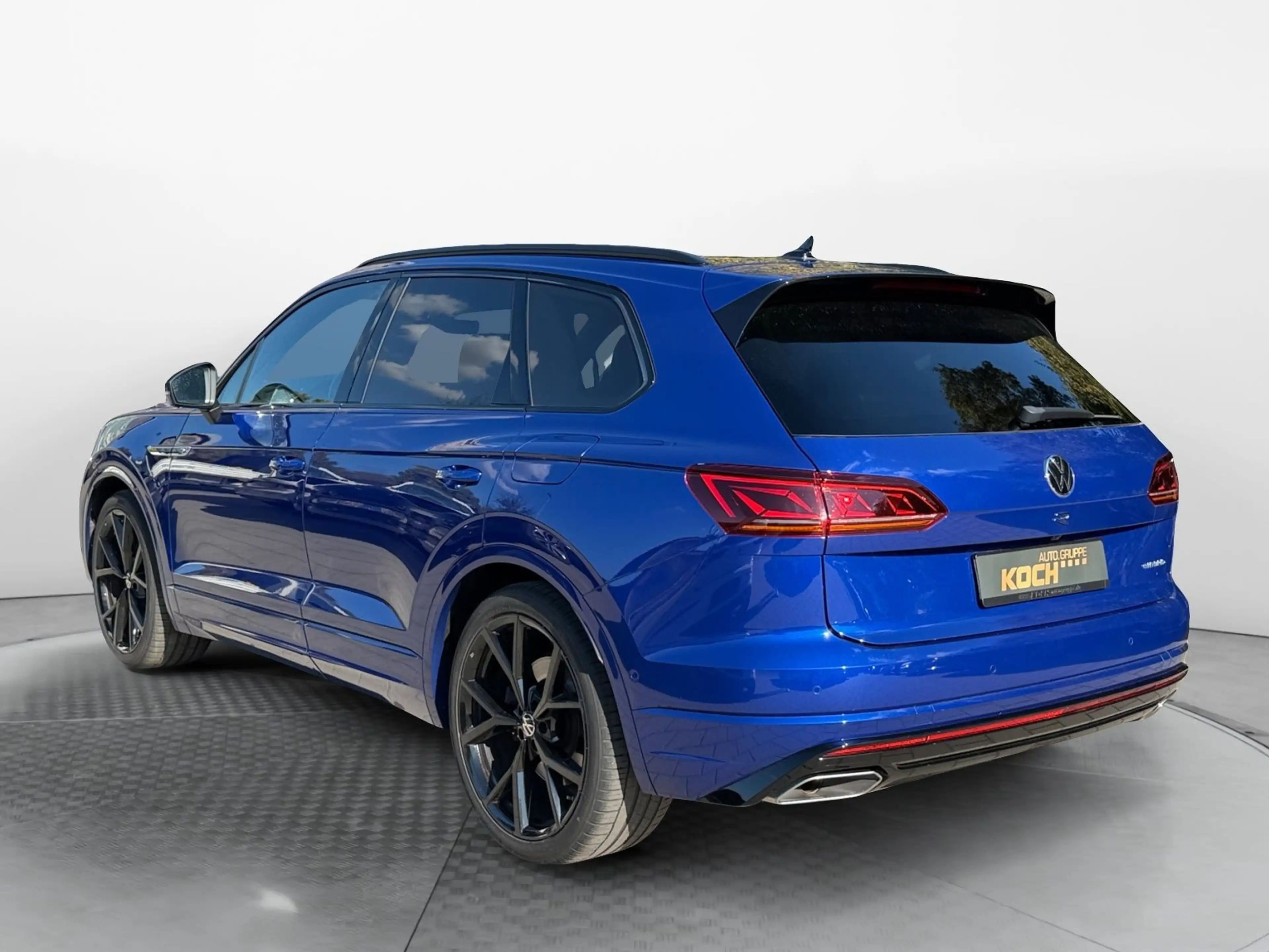 Volkswagen Touareg eHybrid R 4M Pano Leder Navi LED AHK — photo 4