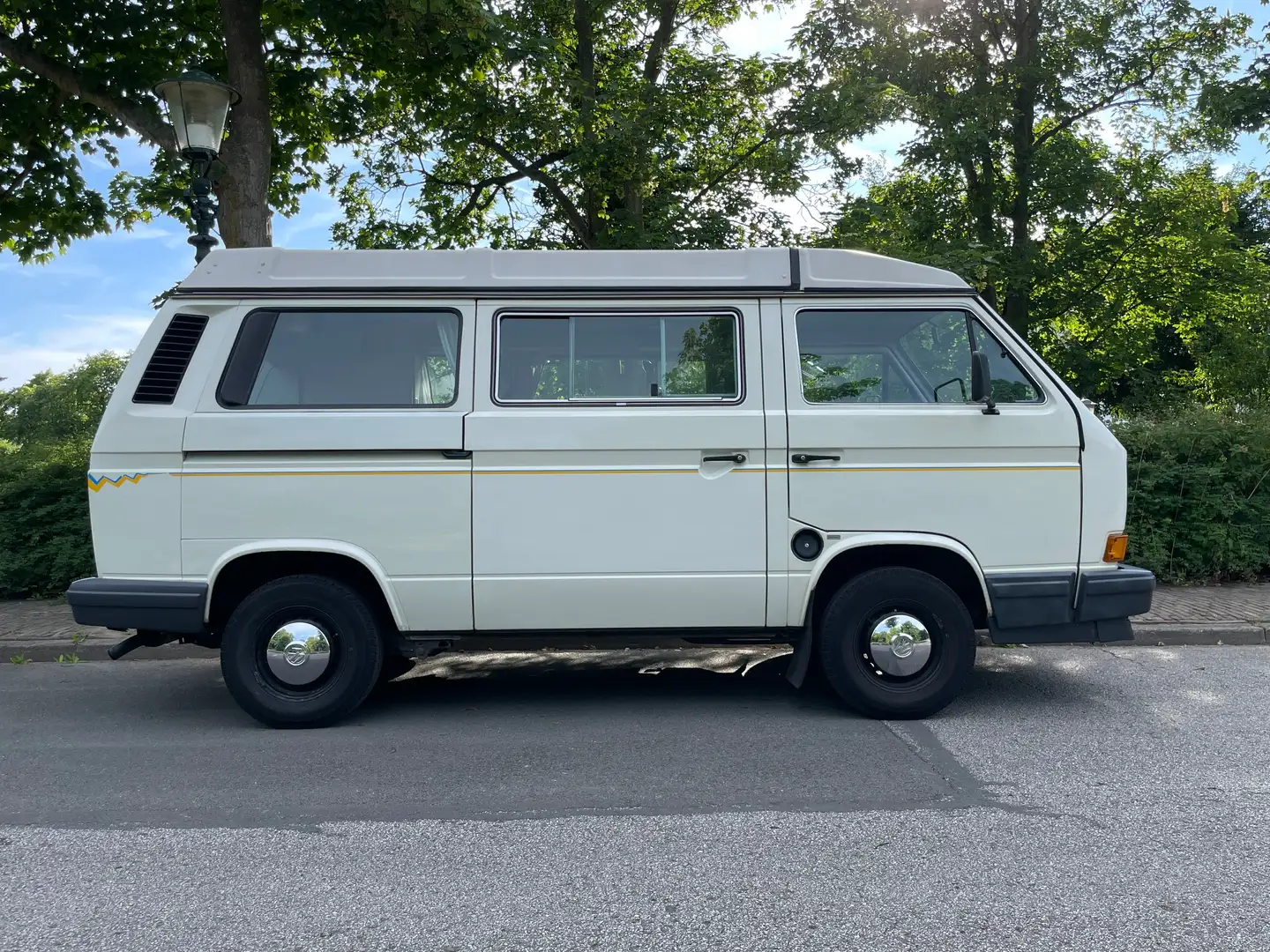 Volkswagen T3 California Volkswagen t3 California pop-top 1.6 TD Alb - 2