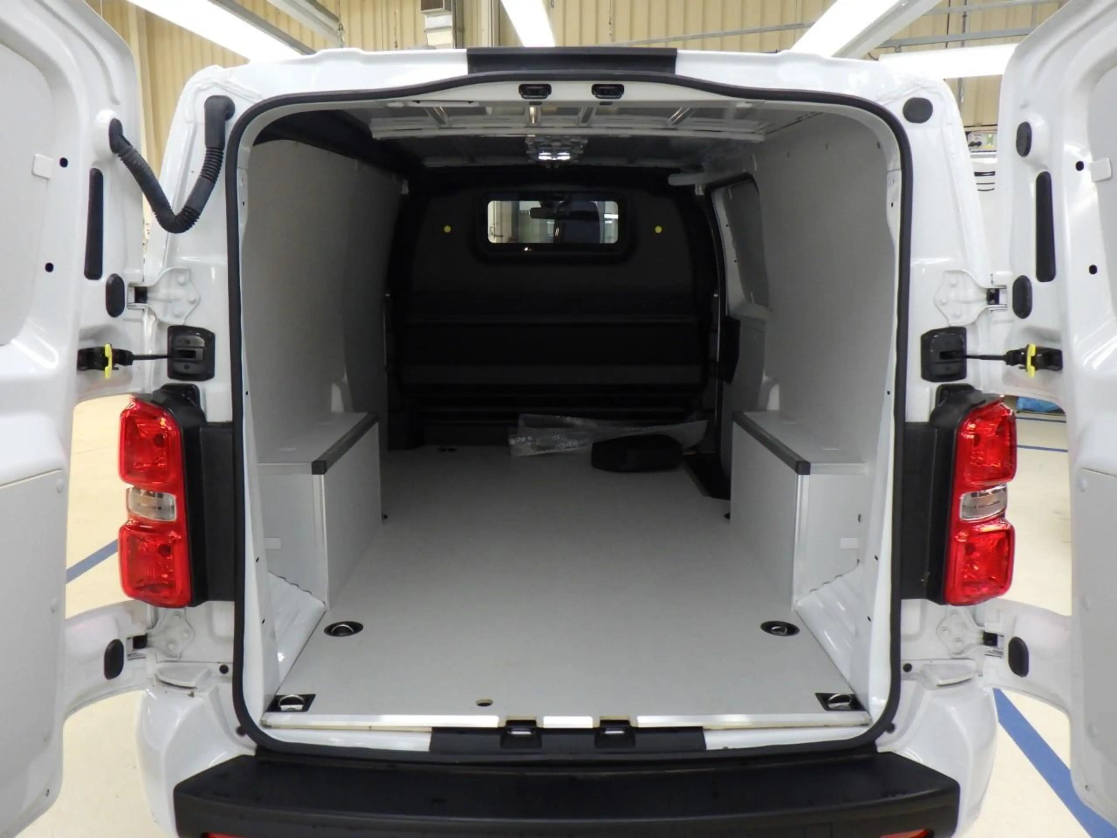 Fiat Scudo e-Scudo L3 75 kWh | 8 jaar garantie | CAMERA | DRA — photo 6