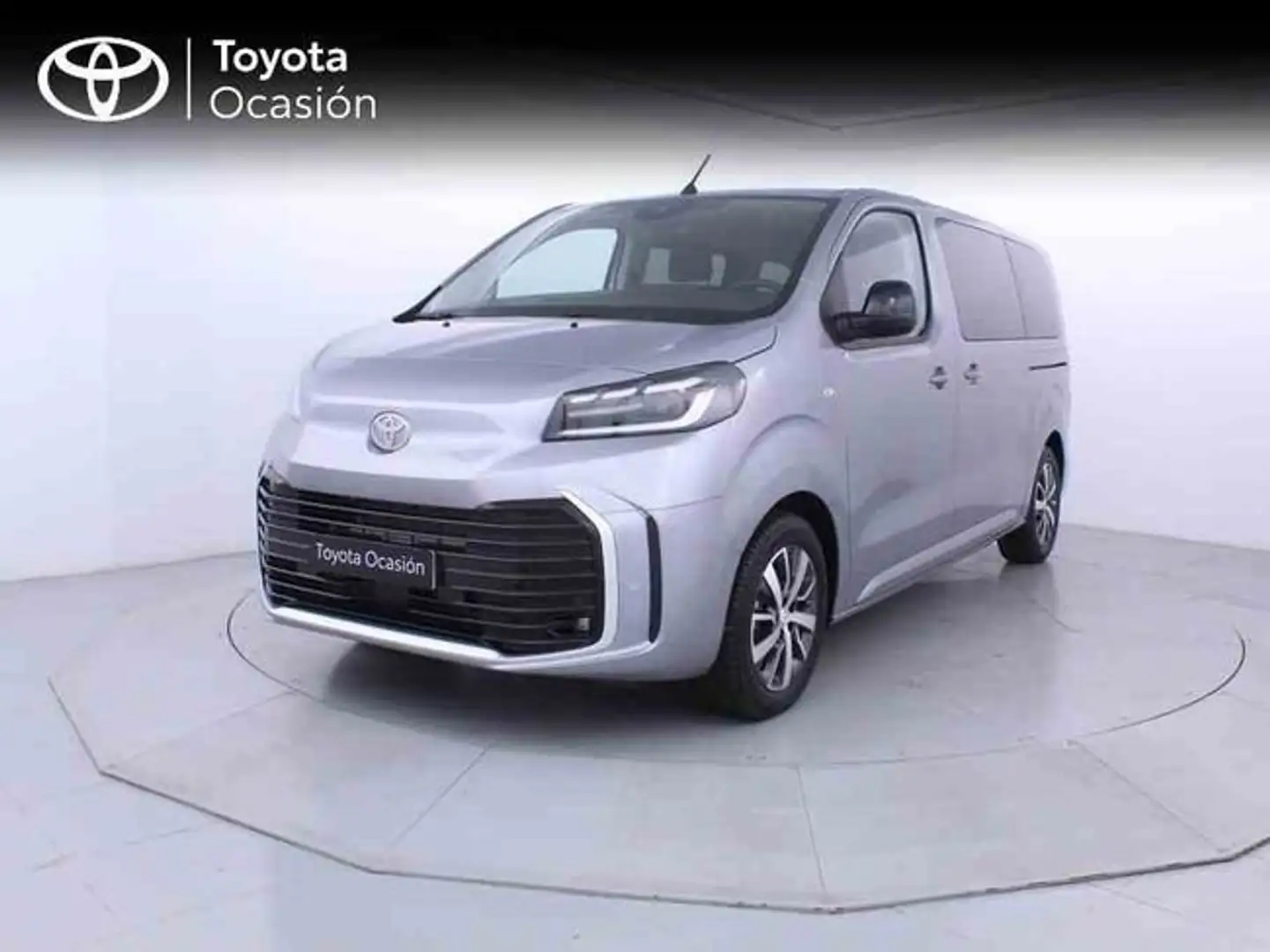 Toyota Proace Family L1 2.0D 8pl. Advance 145 Plateado - 1
