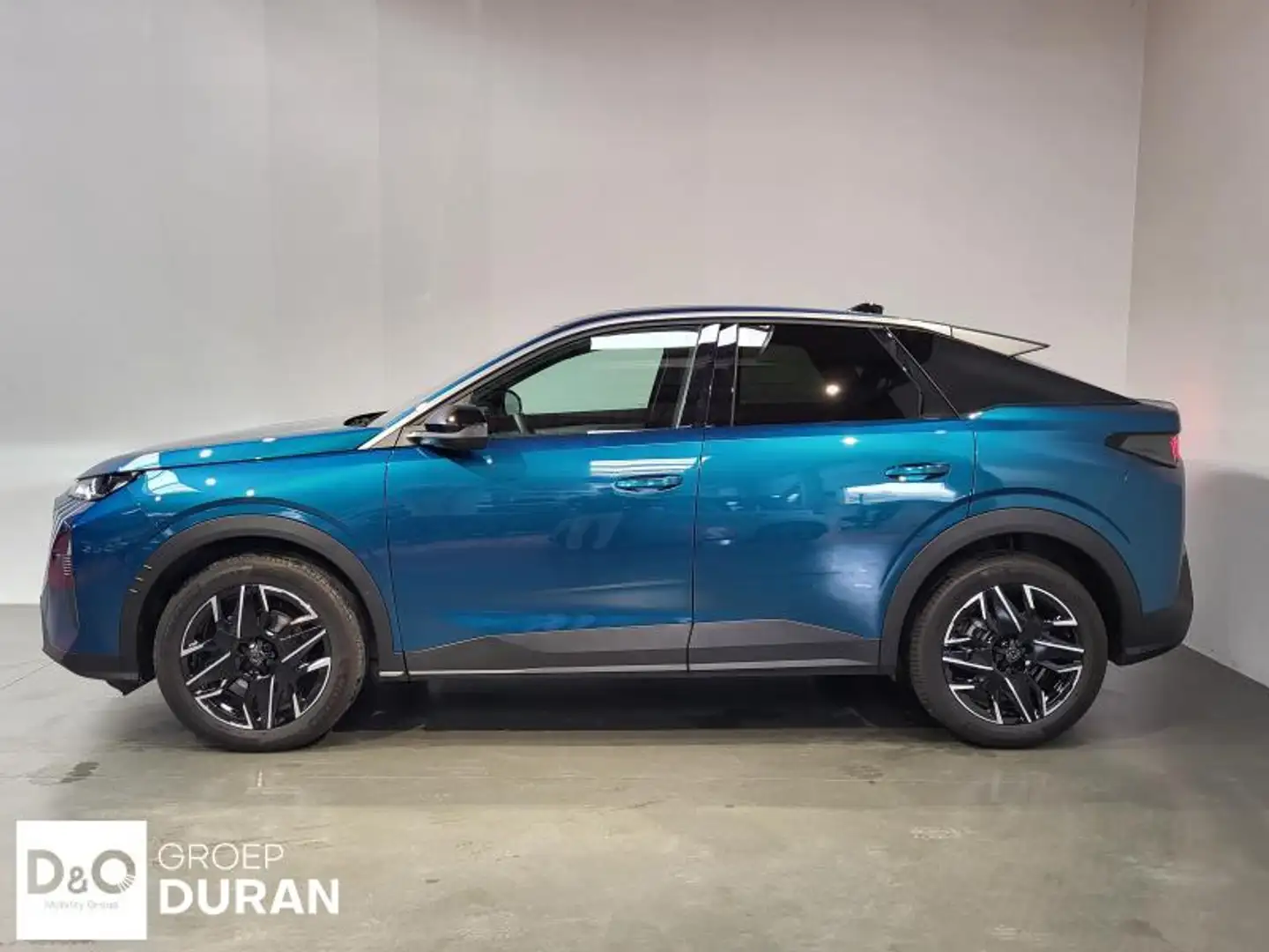 Peugeot 3008 Allure 1.2 Hybrid AT6 plava - 2